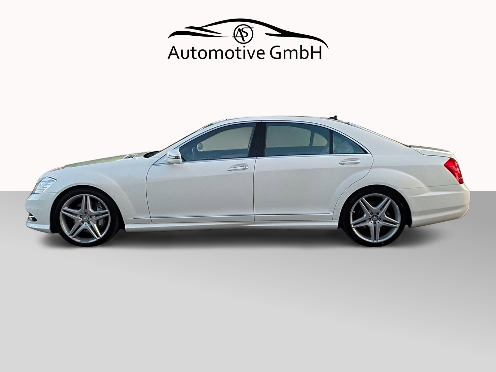 MERCEDES-BENZ S 500 L BlueEfficiency SS 4Matic 7G-Tronic-showroom-element-1
