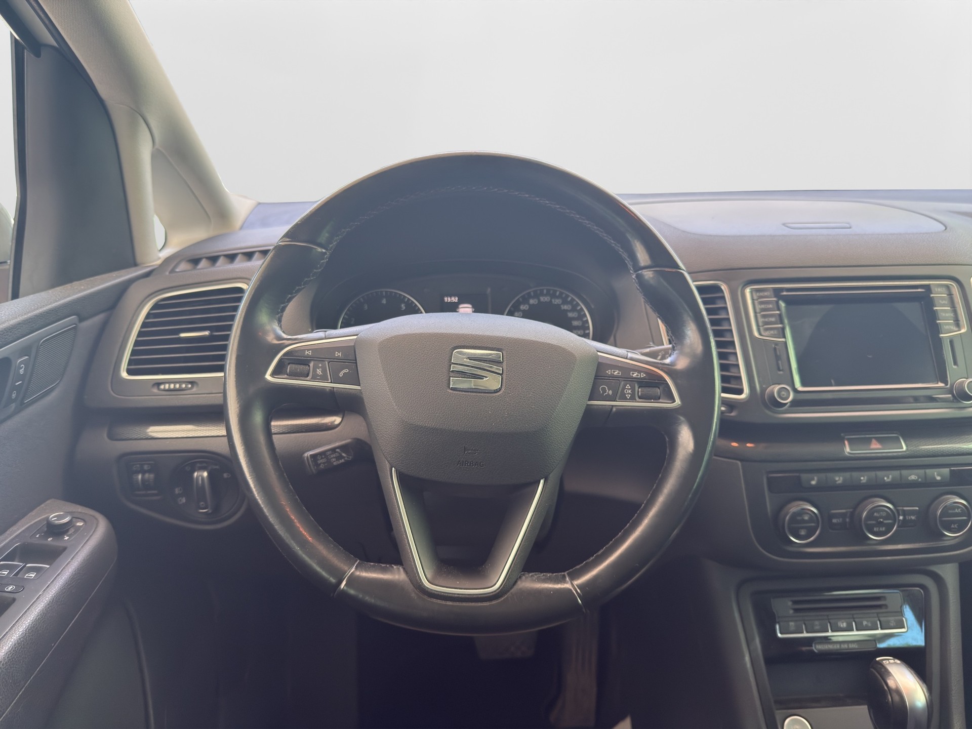 SEAT Alhambra 2.0 TSI Style Advanced DSG-image-10