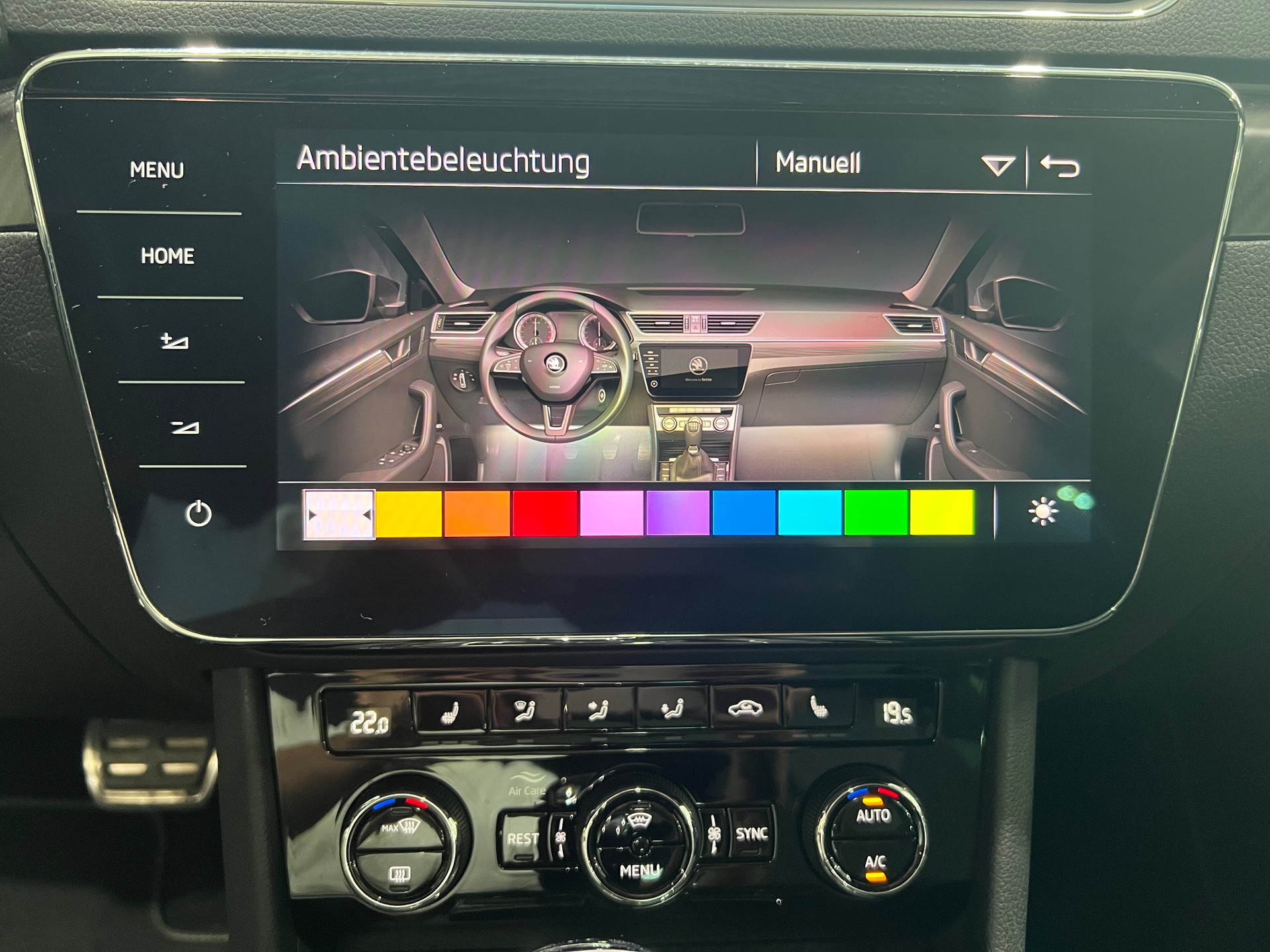 SKODA Superb Combi 2.0 TDi SportLine 4x4 DSG**CH Auslieferung,AHK,Tempomat ACC,Panodach,Rückfahrtkam,Frisch ab MFK**-image-13