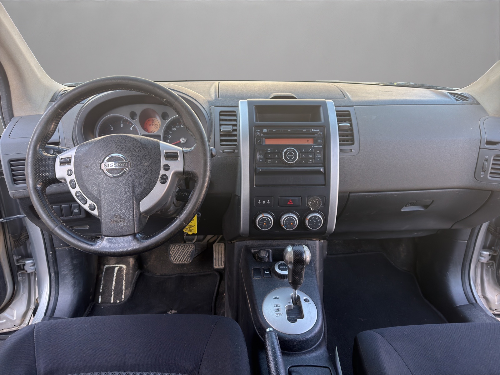 NISSAN X-Trail 2.0 dCi 16V SE Automatic-image-13