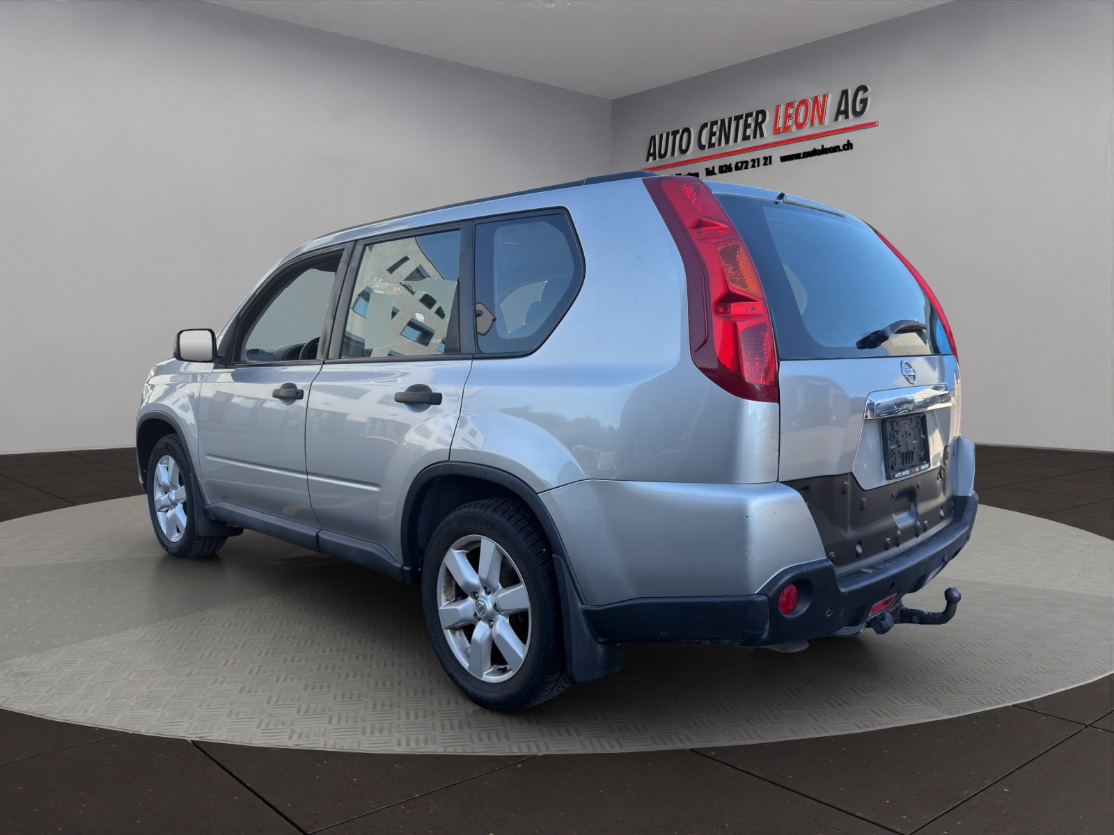 NISSAN X-Trail 2.0 dCi 16V SE Automatic-showroom-element-3