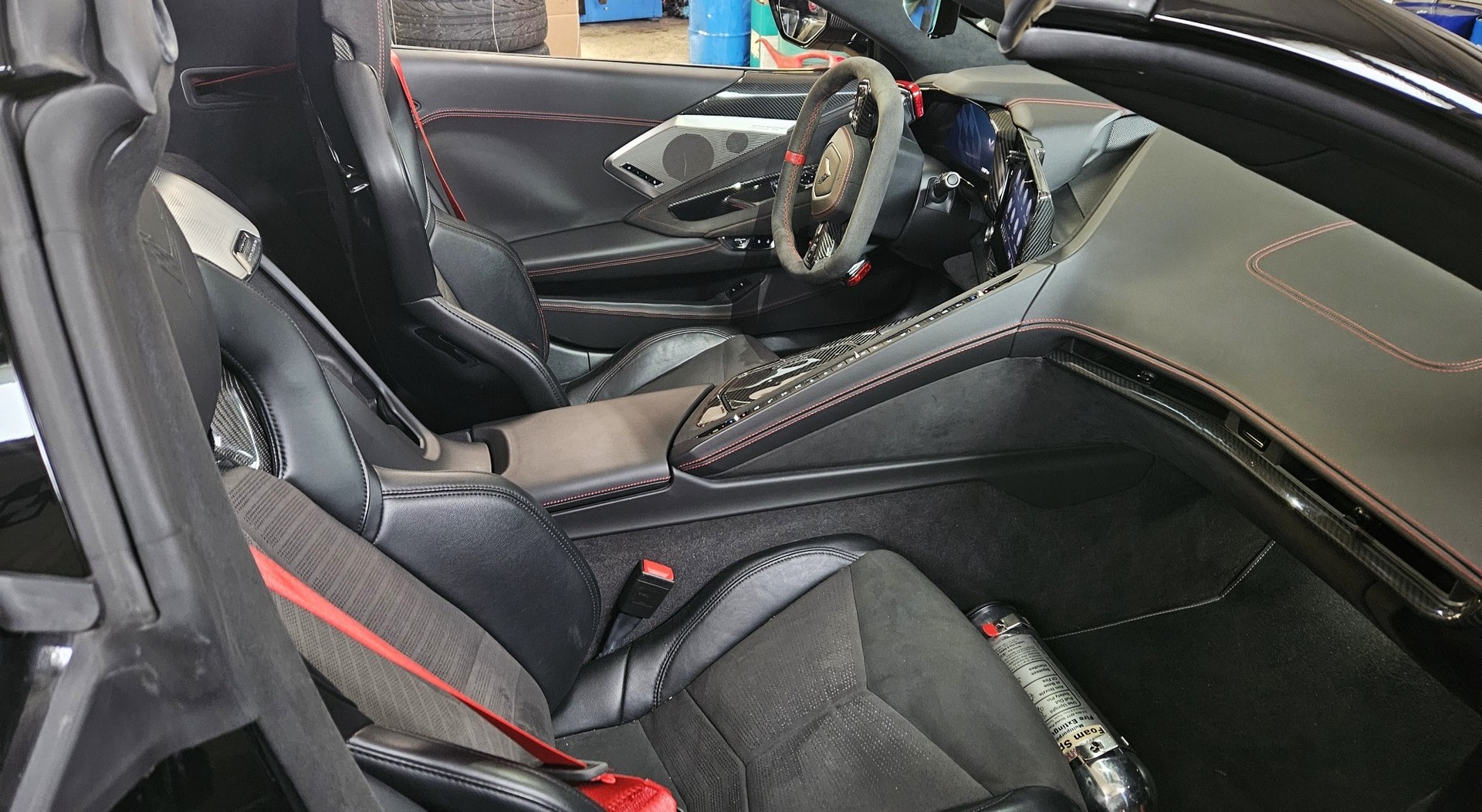 CHEVROLET Corvette C8 Coupé Stingray 3LT-image-16