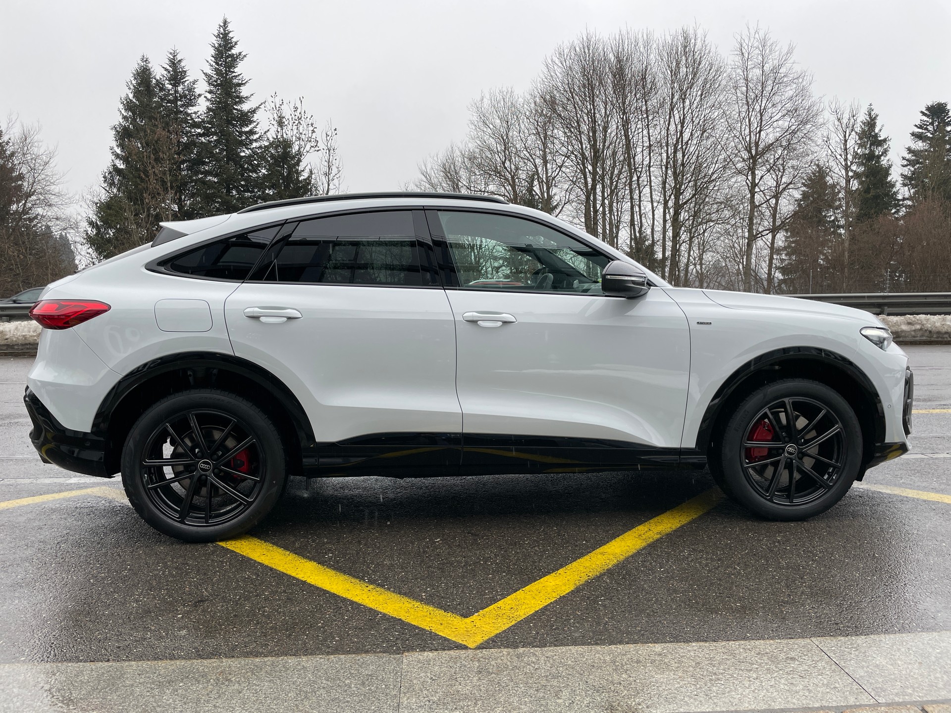 AUDI Q5 Sportback 50 TFSI e PHEV S line quattro S-tronic EDITION ONE-showroom-element-3