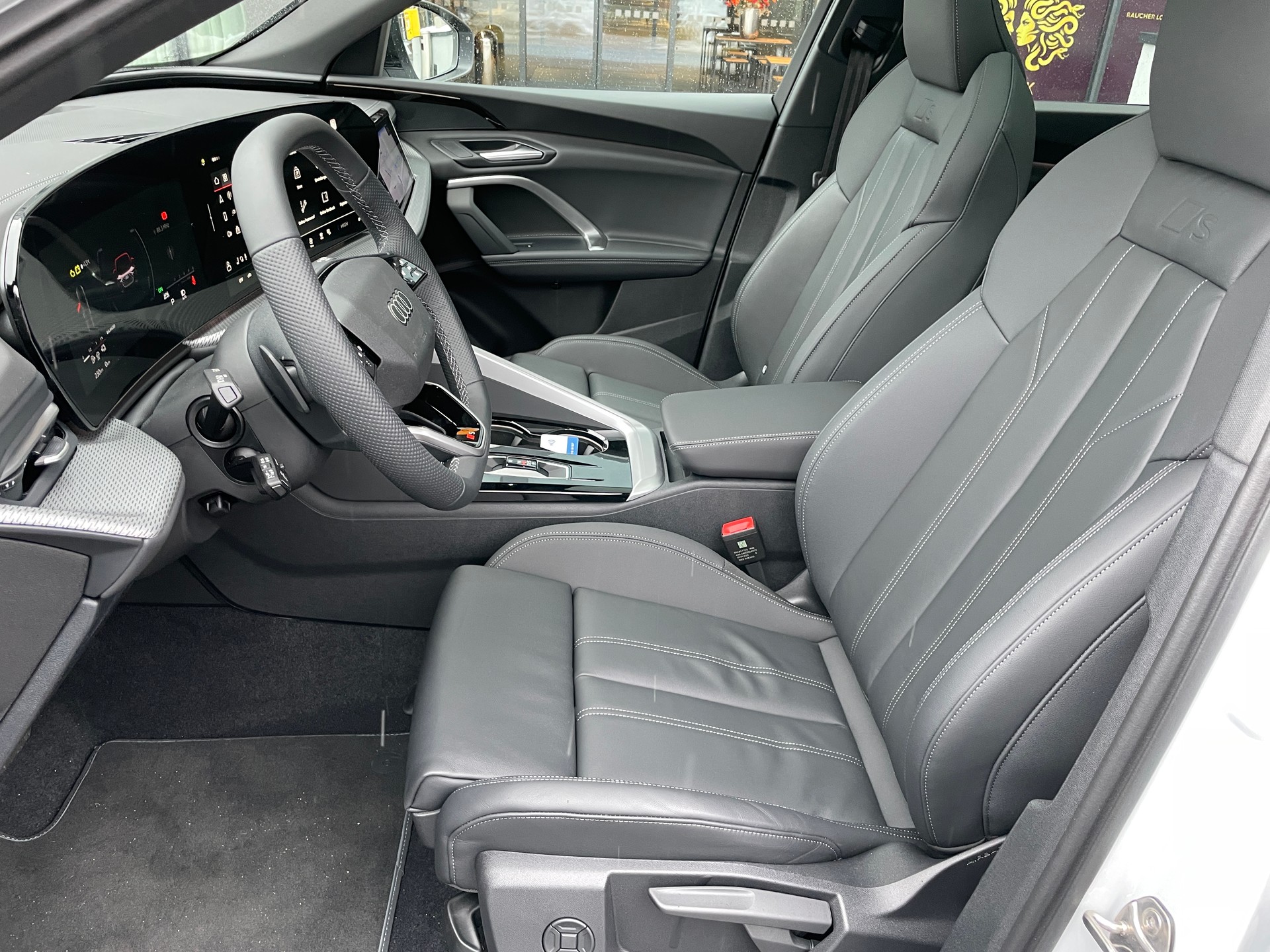 AUDI Q5 Sportback 50 TFSI e PHEV S line quattro S-tronic EDITION ONE-image-15