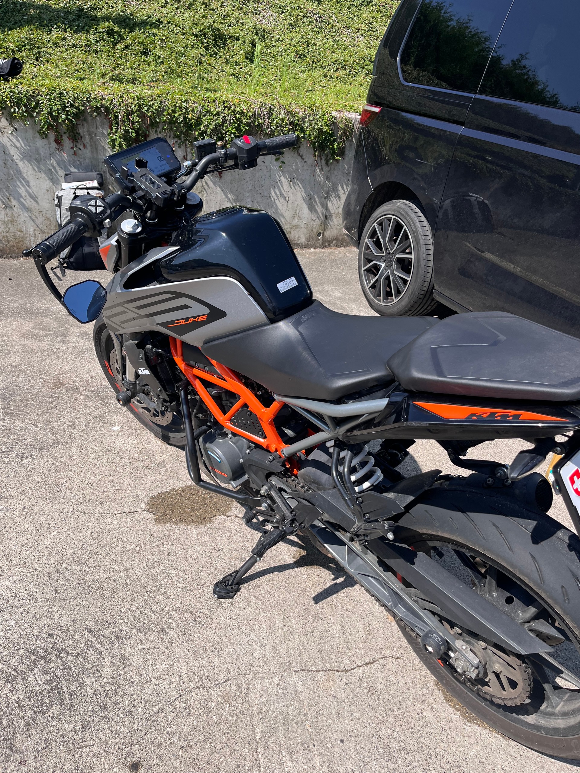 KTM 125 Duke-image-4