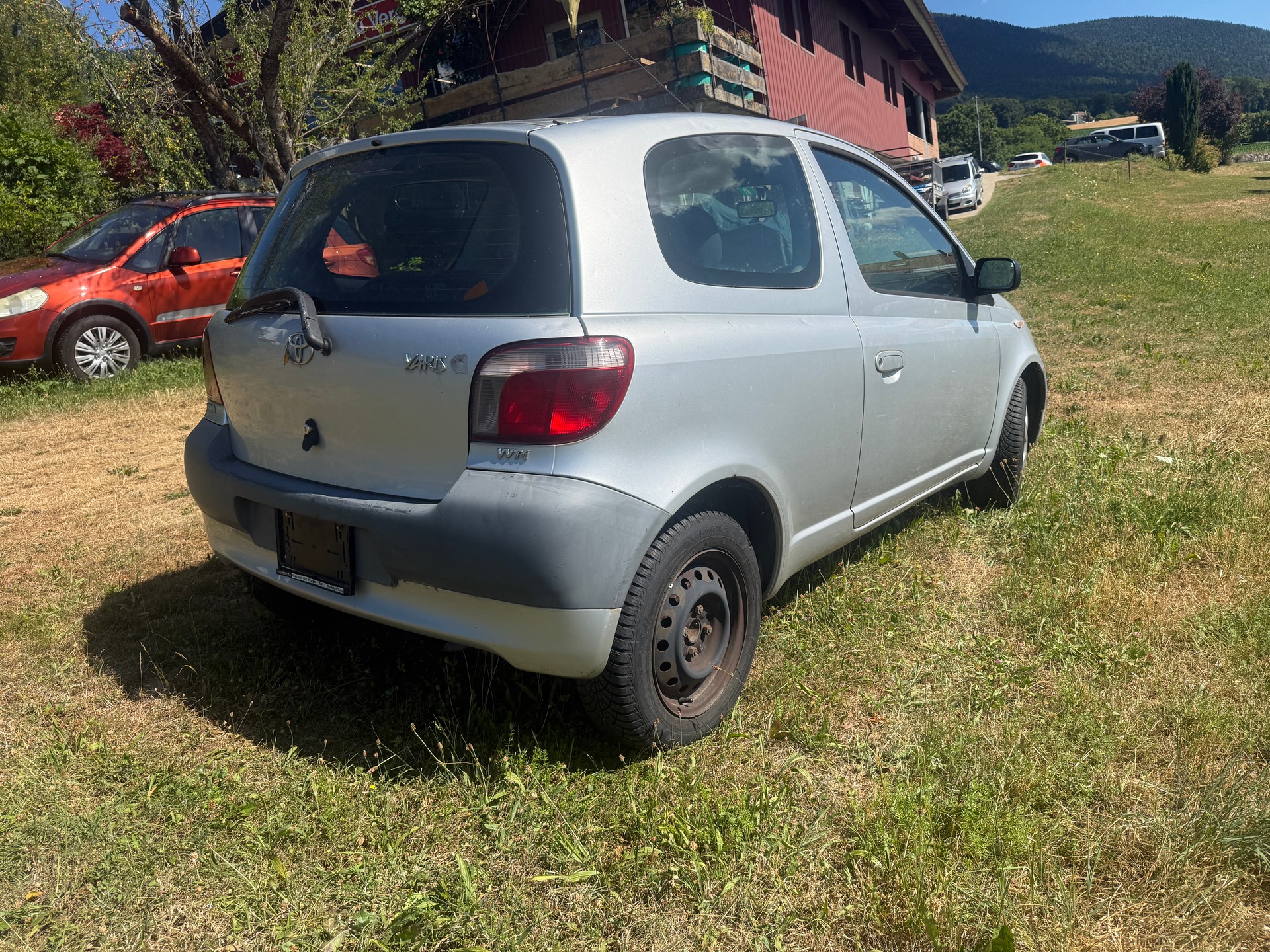 TOYOTA Yaris 1.0 Linea Luna-image-5