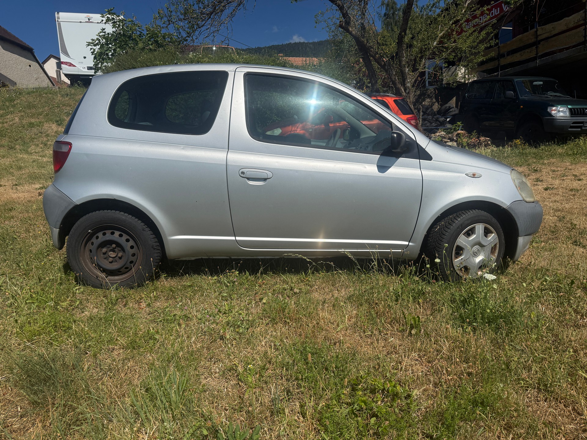 TOYOTA Yaris 1.0 Linea Luna-image-7