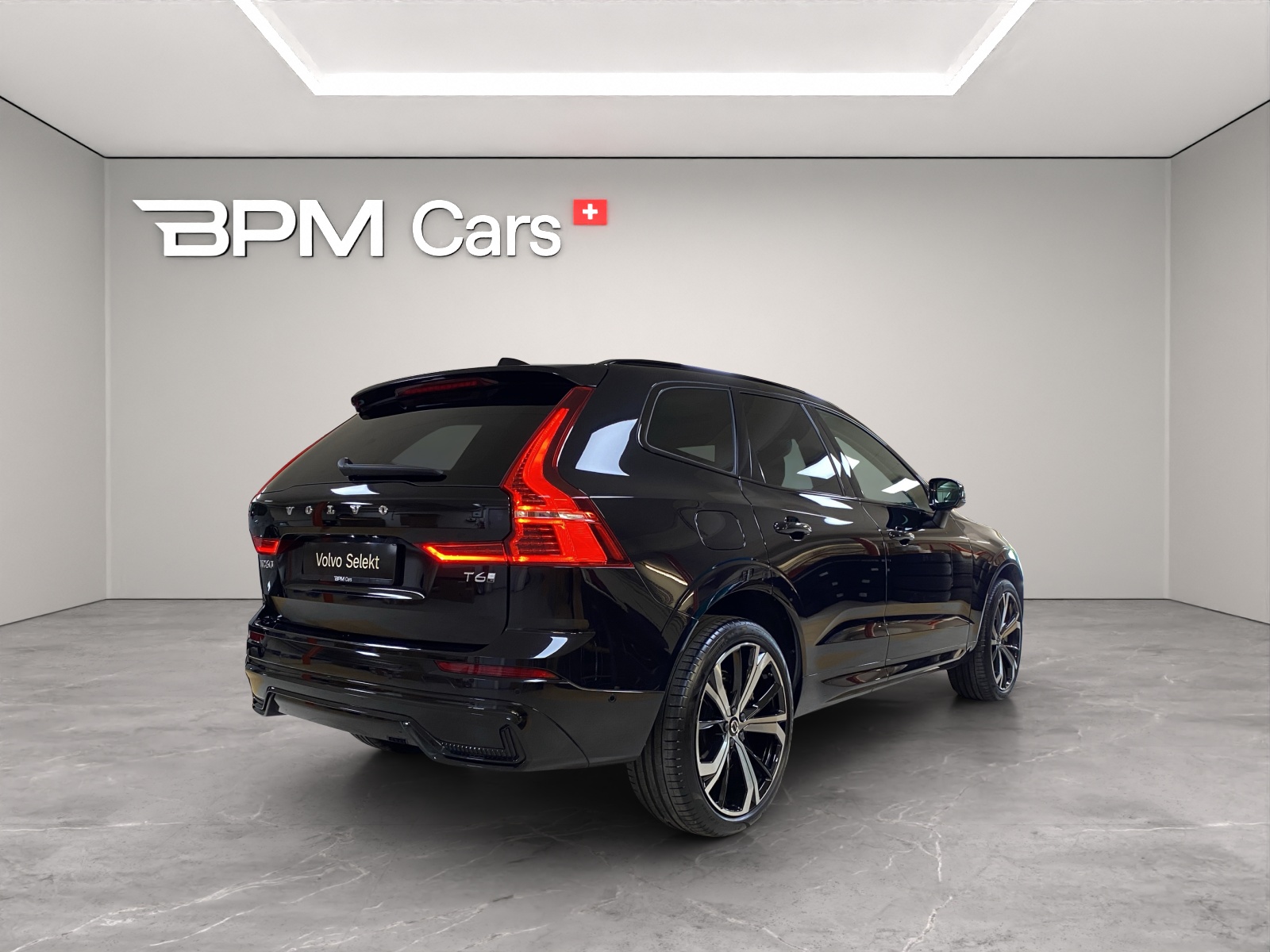 VOLVO XC60 T6 eAWD PluginHybrid Xcentric Geartronic-image-4