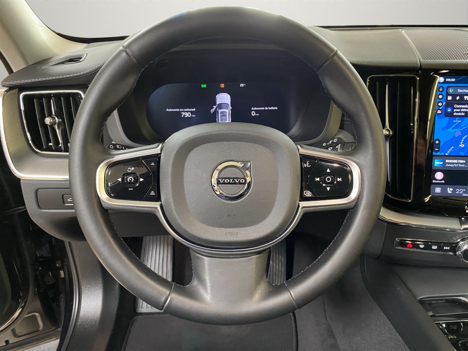 VOLVO XC60 T6 eAWD PluginHybrid Xcentric Geartronic-image-9
