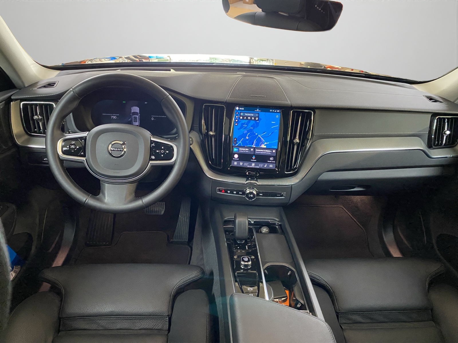 VOLVO XC60 T6 eAWD PluginHybrid Xcentric Geartronic-image-11