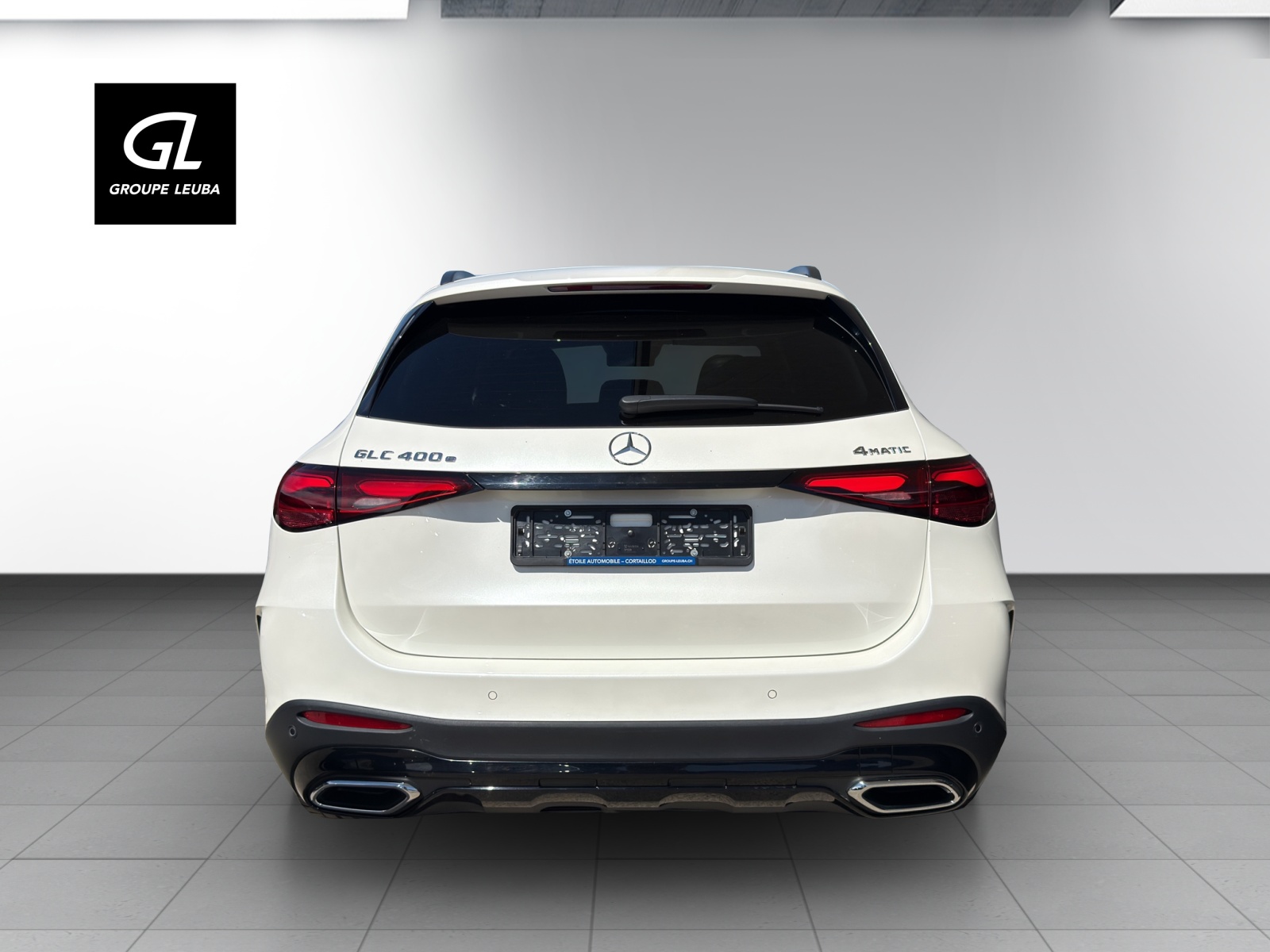 MERCEDES-BENZ GLC 400 e 4M 9G-Tronic-showroom-element-3