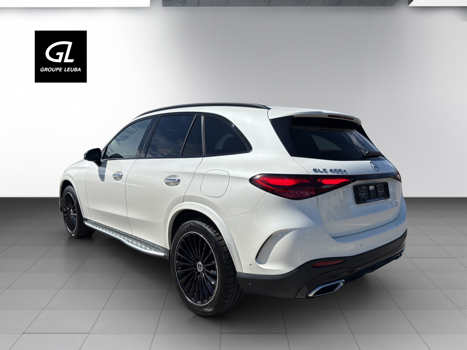 MERCEDES-BENZ GLC 400 e 4M 9G-Tronic-showroom-element-1