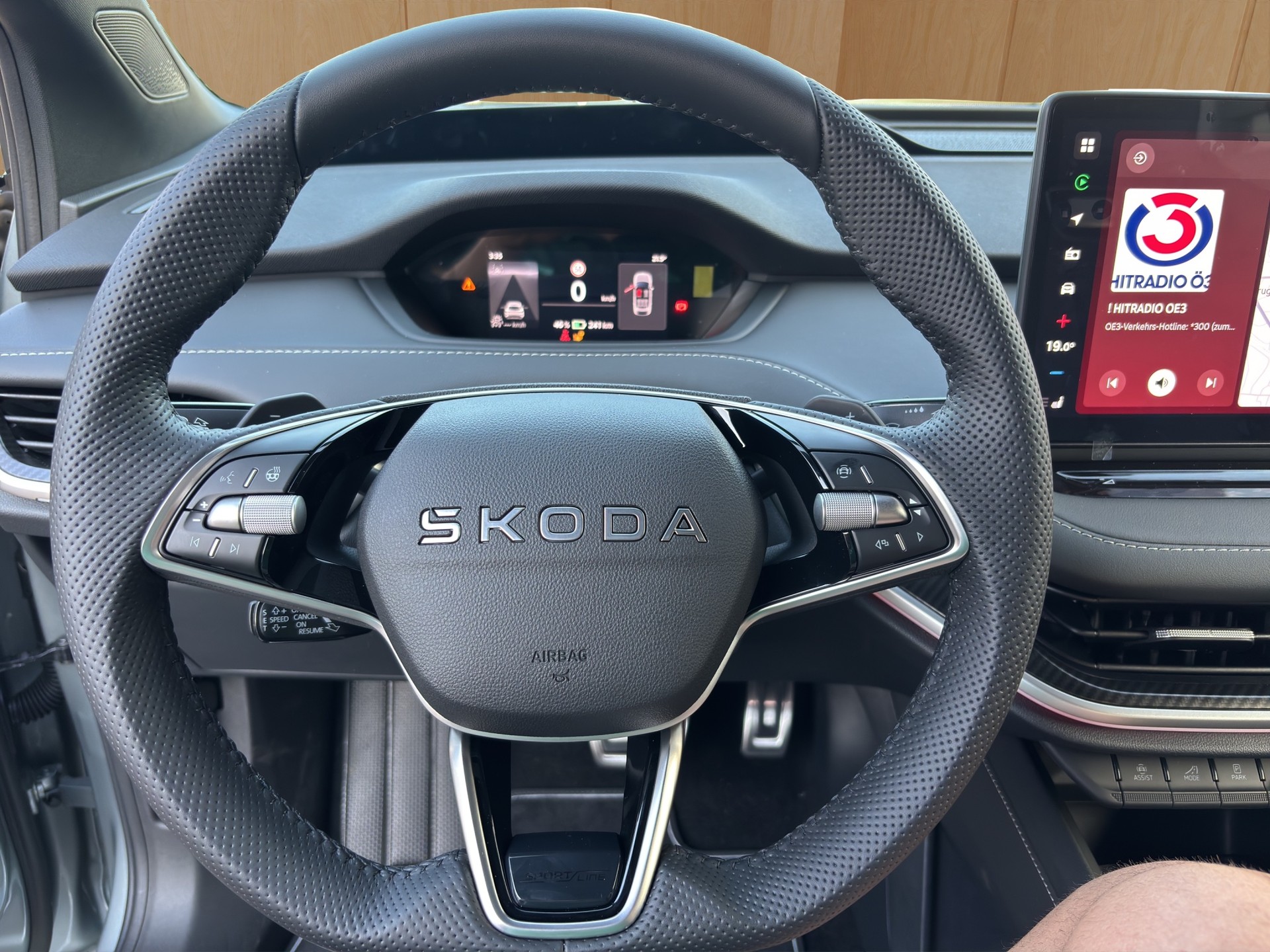 SKODA Elroq 85x Sportline 4x4-image-11