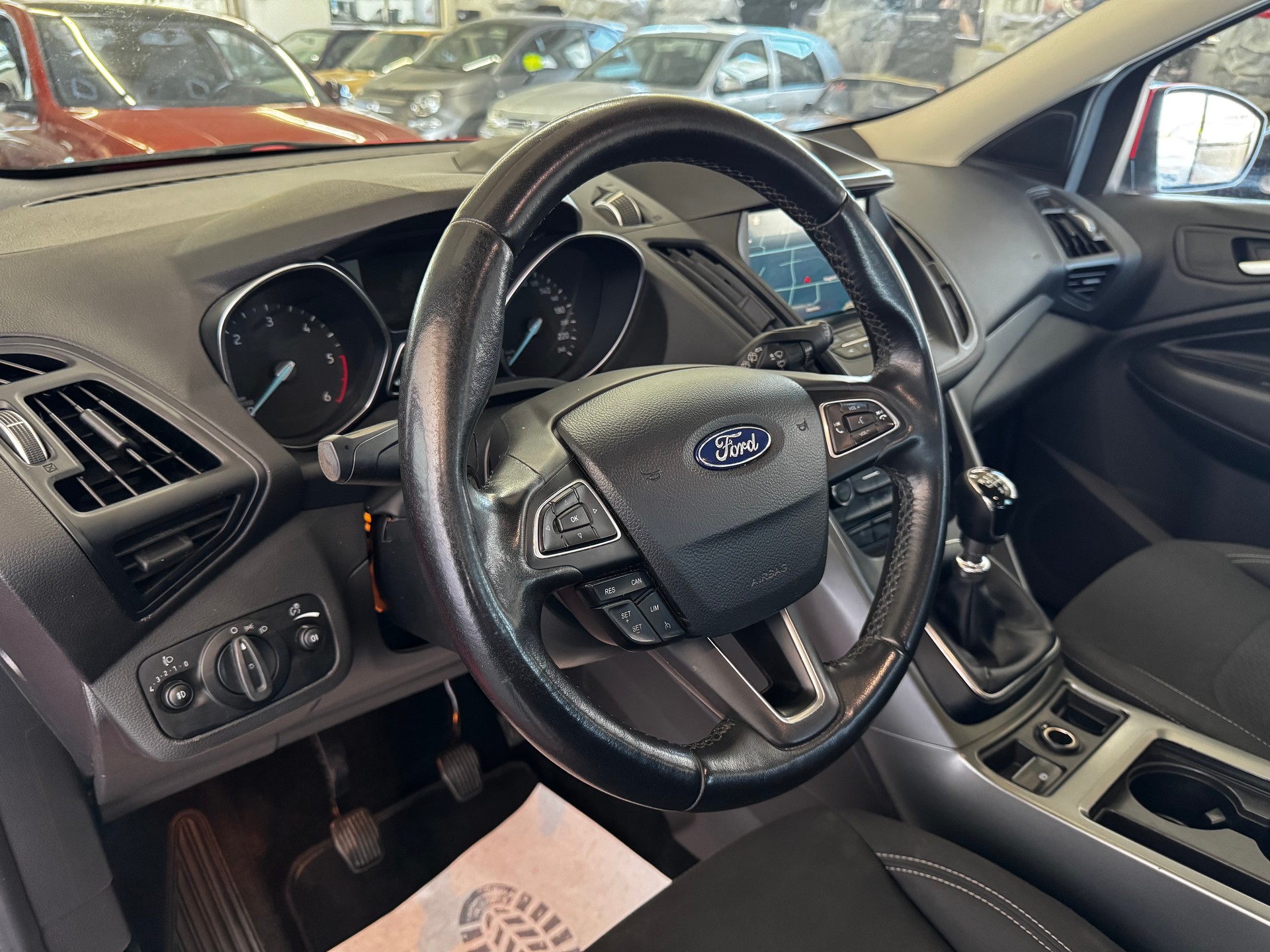 FORD Kuga 2.0 TDCi Trend+ 4WD-image-12