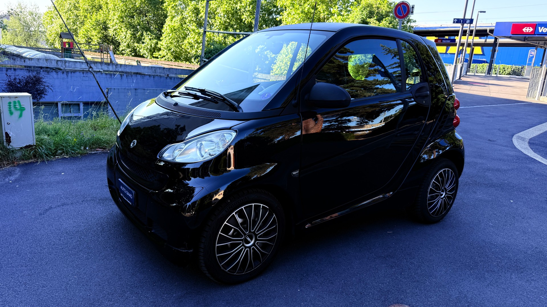 SMART fortwo-image-2