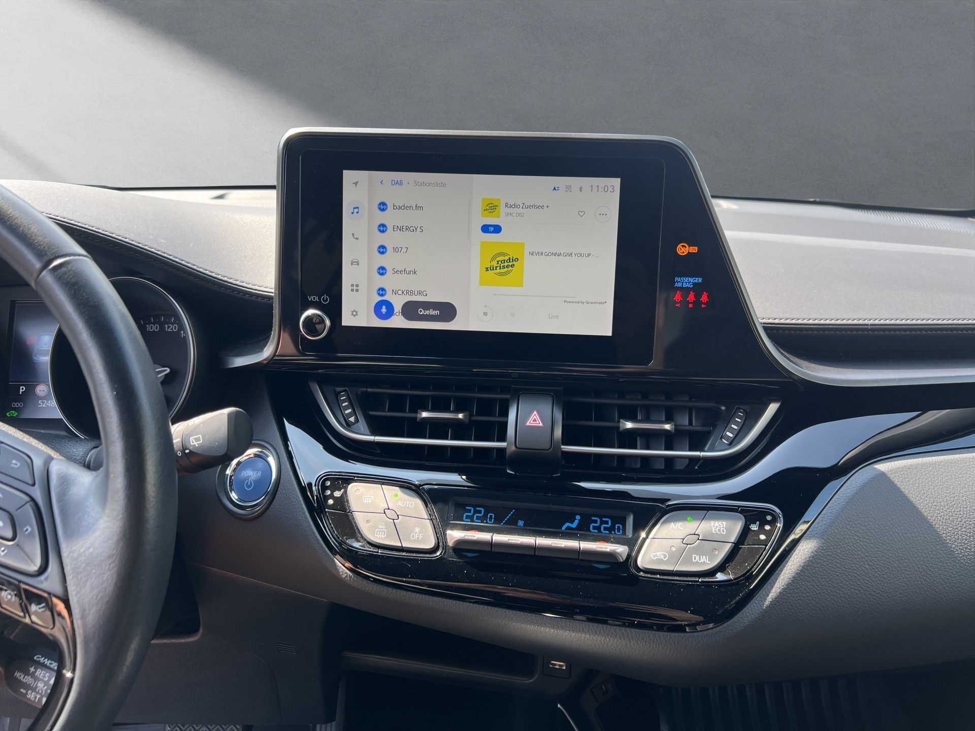 TOYOTA C-HR 2.0 VVTi HSD Trend-image-5