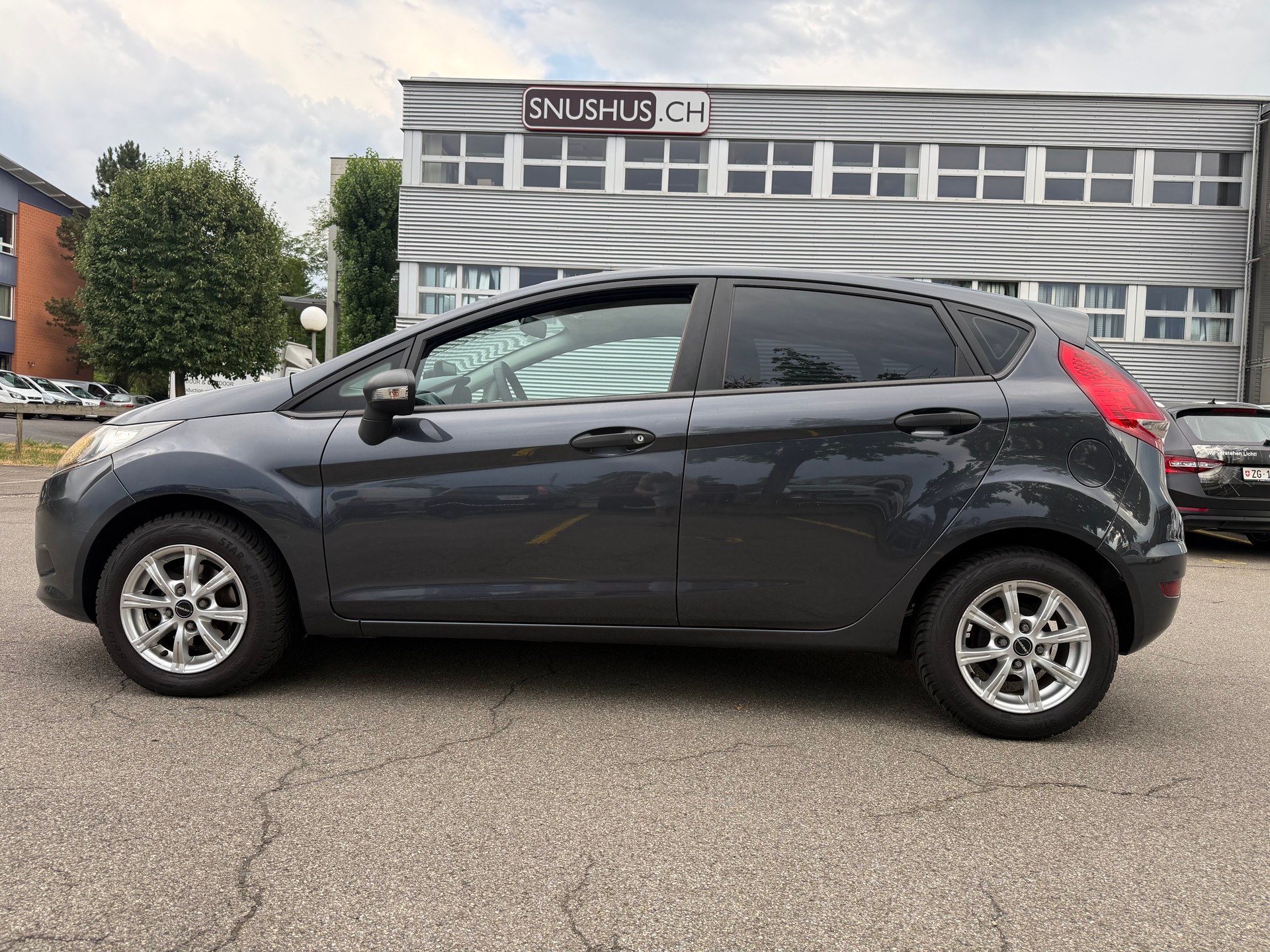 FORD Fiesta 1.25 16V Ambiente-image-4