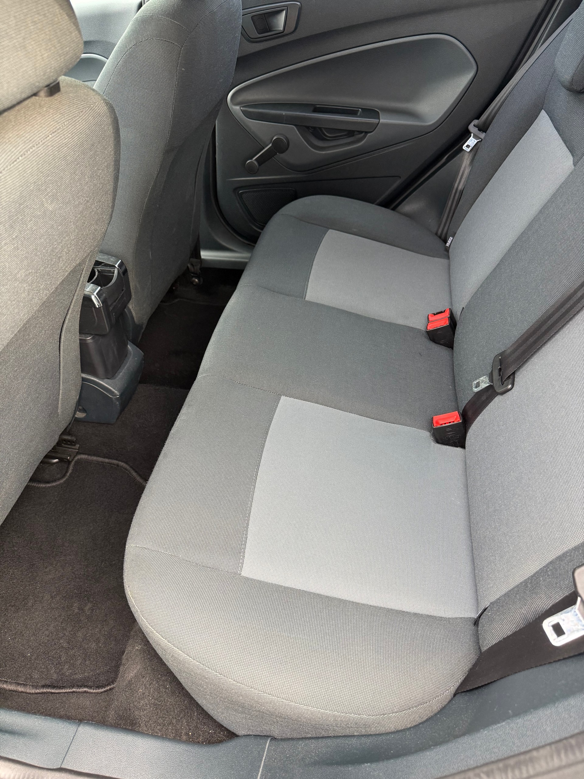 FORD Fiesta 1.25 16V Ambiente-image-14