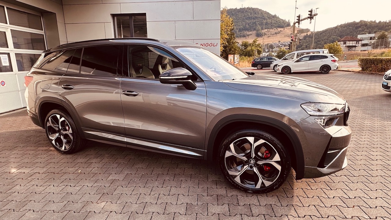 SKODA Kodiaq 2.0 TSI RS 4x4-image-2