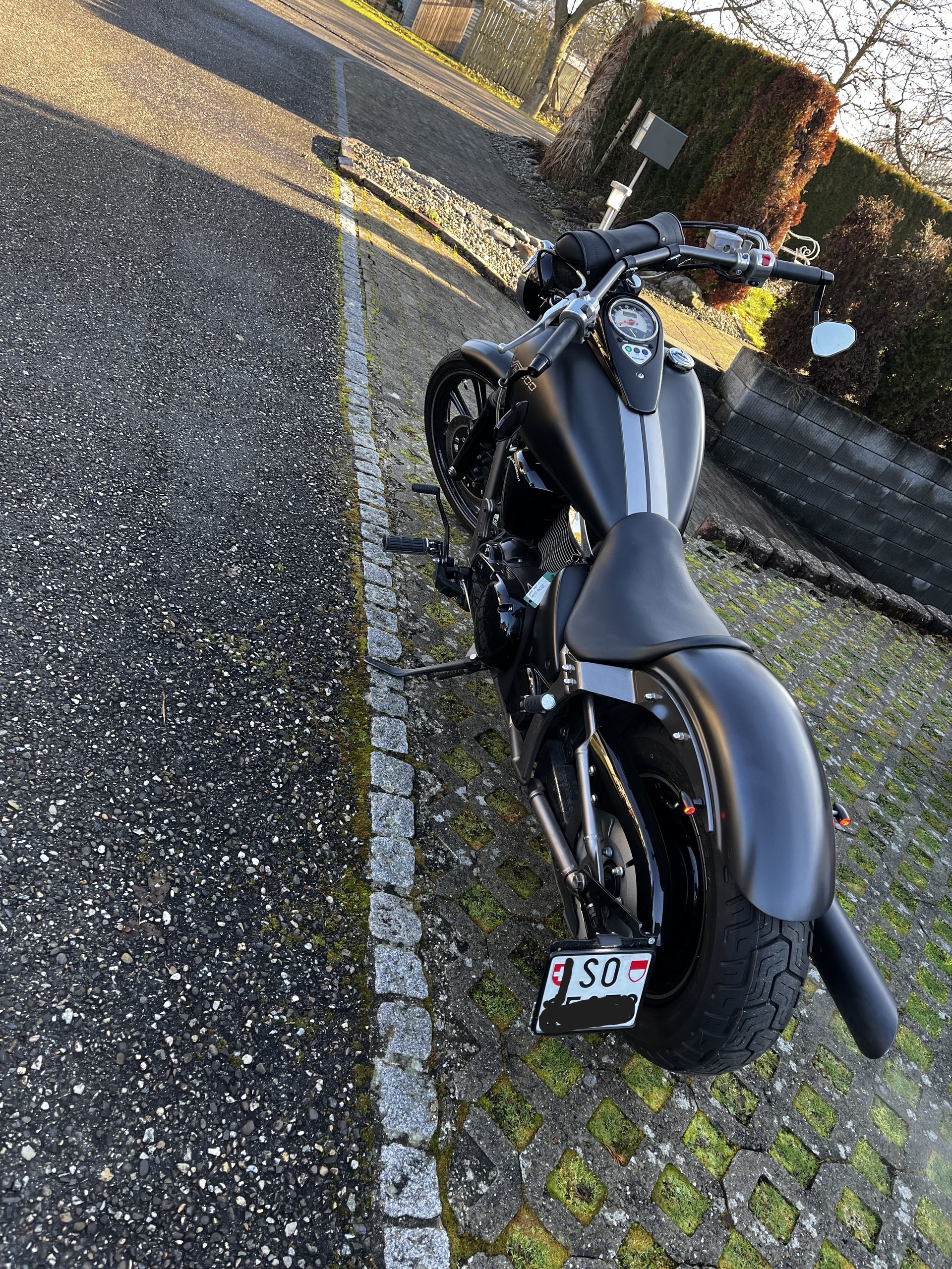 KAWASAKI VN 900 Custom-image-7