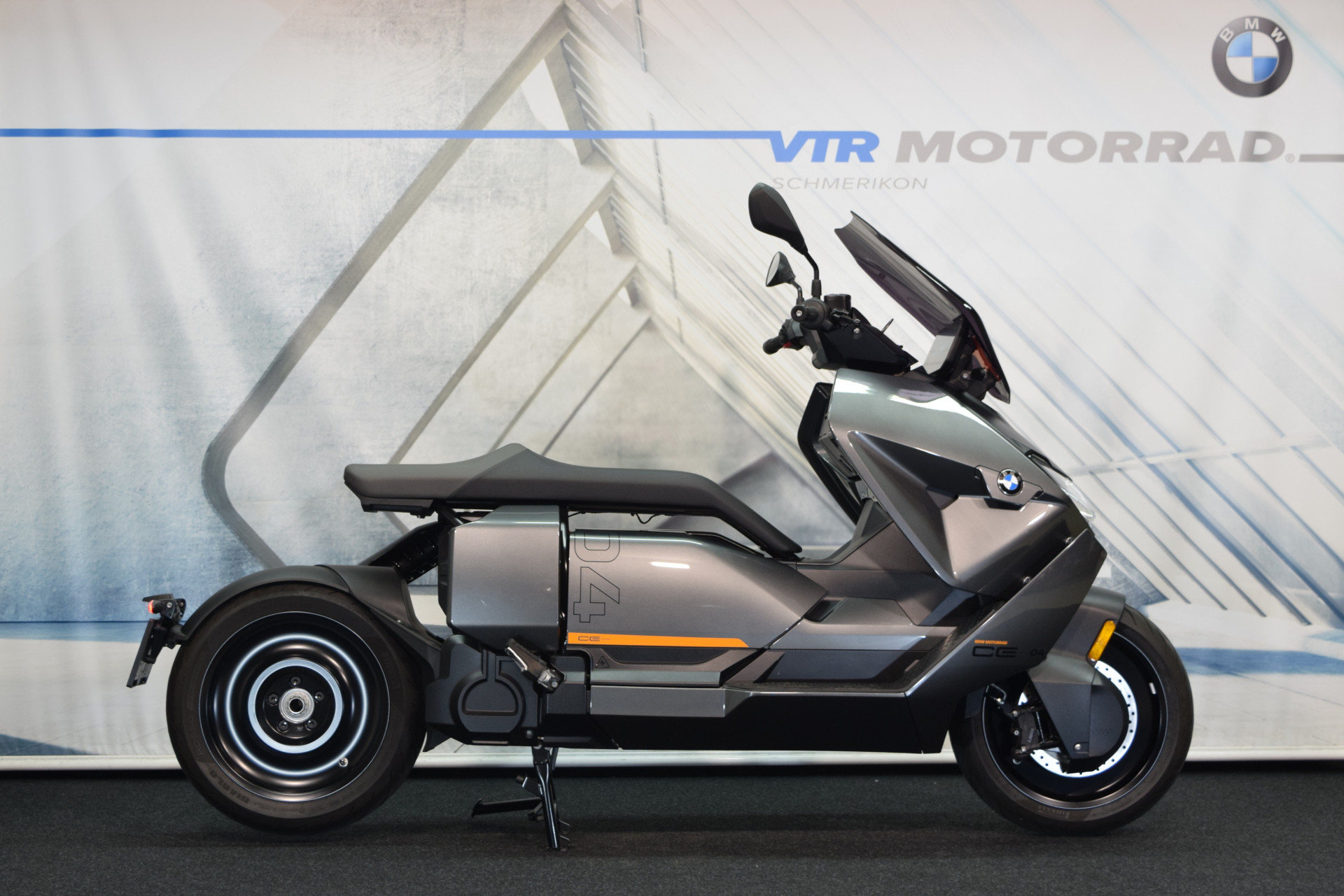 BMW CE 04 AVANTGARDE-image-1