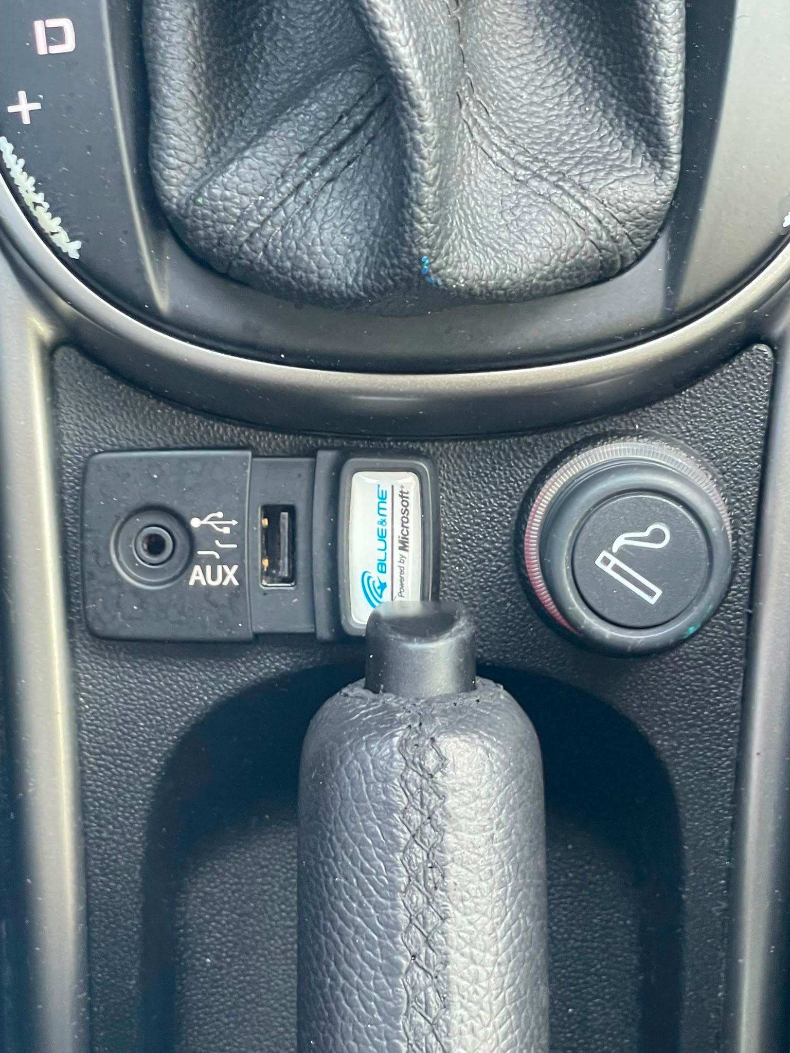 ALFA ROMEO MiTo 1.4 TB Distinctive TCT /Leder/Navi/5-Sitzer-image-12