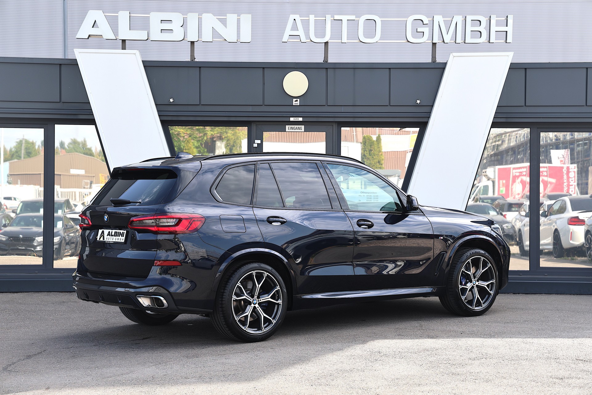 BMW X5 40i xDrive SAG-showroom-element-2