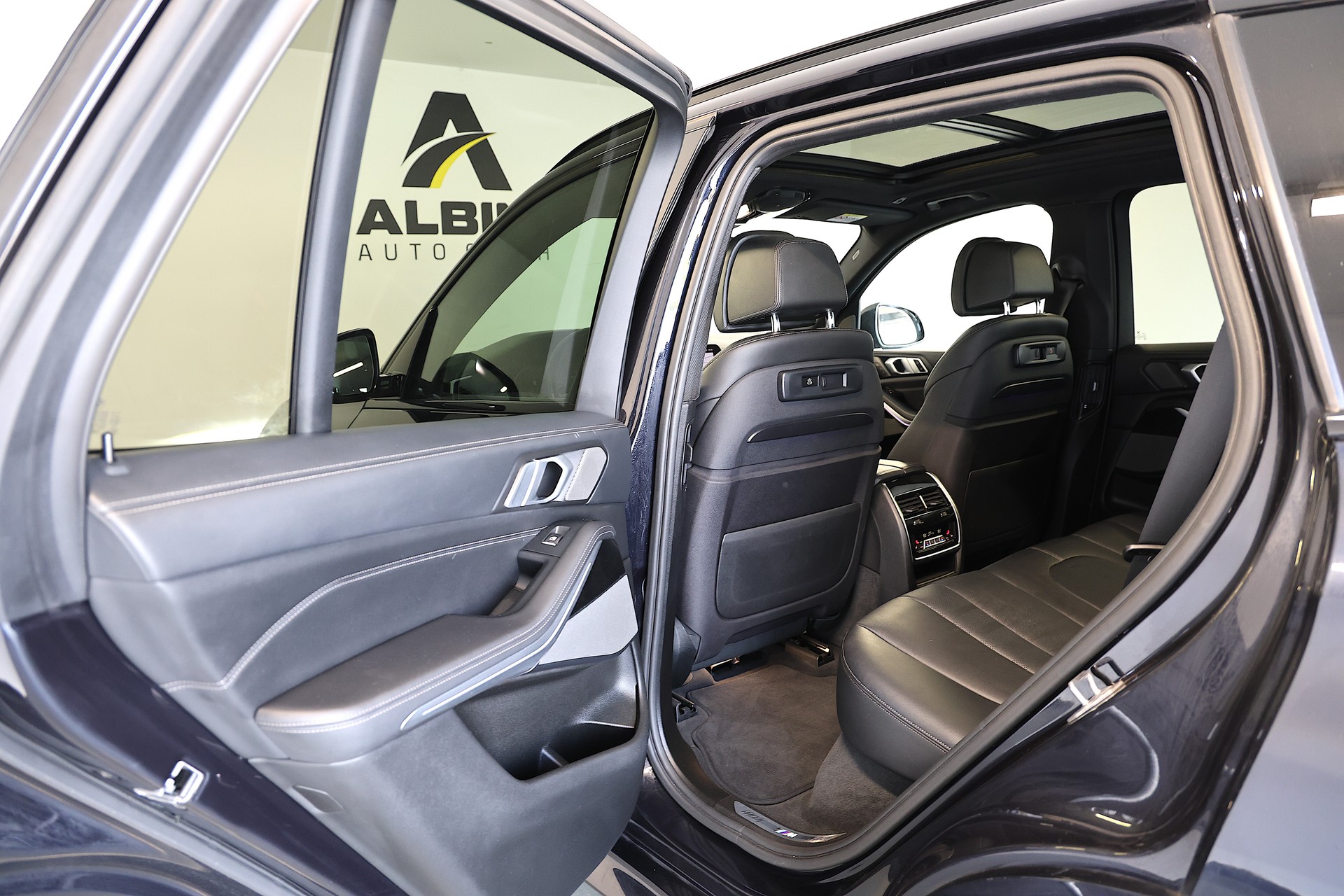 BMW X5 40i xDrive SAG-image-14