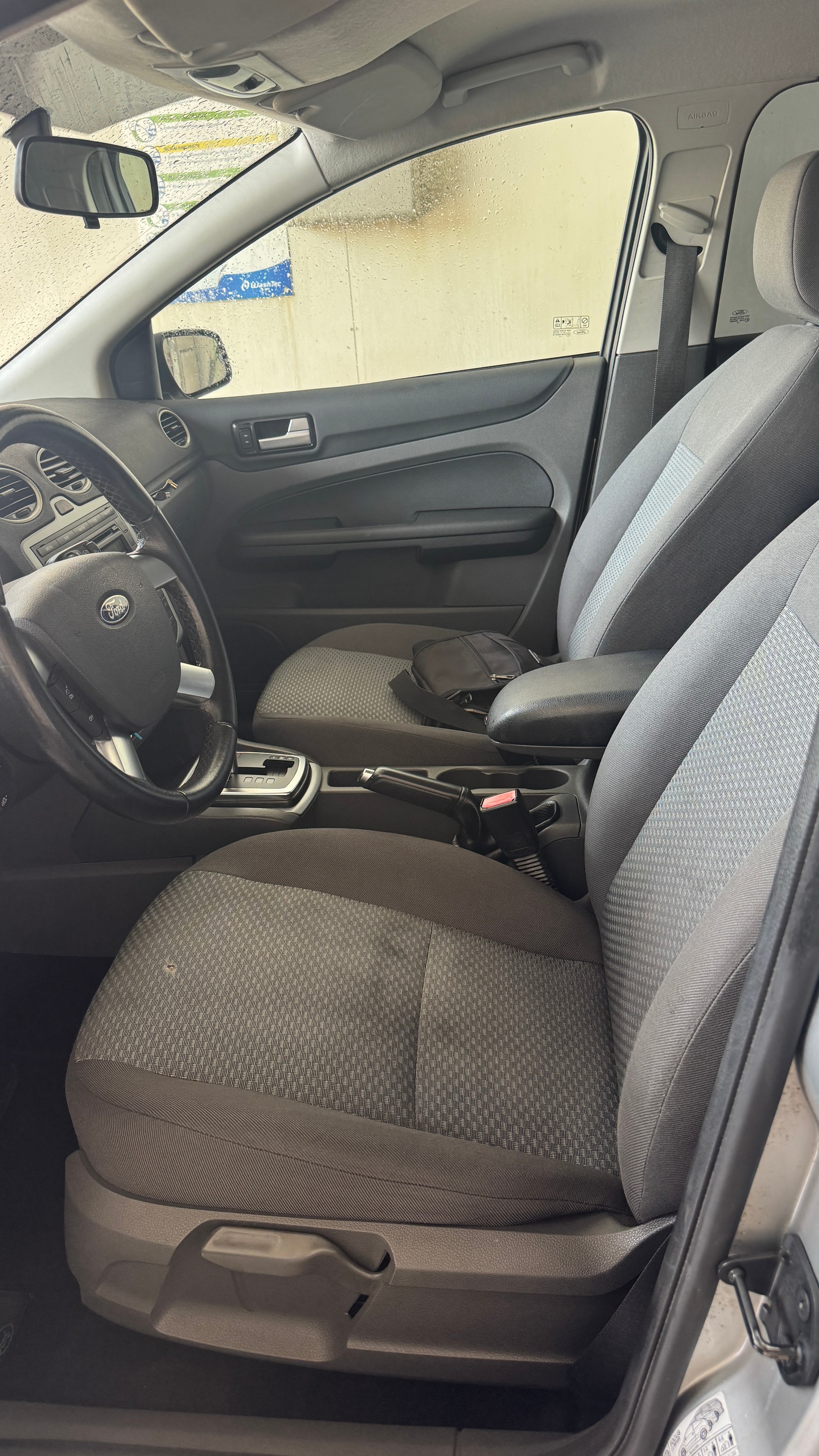 FORD Focus 1.6 TDCi-image-10