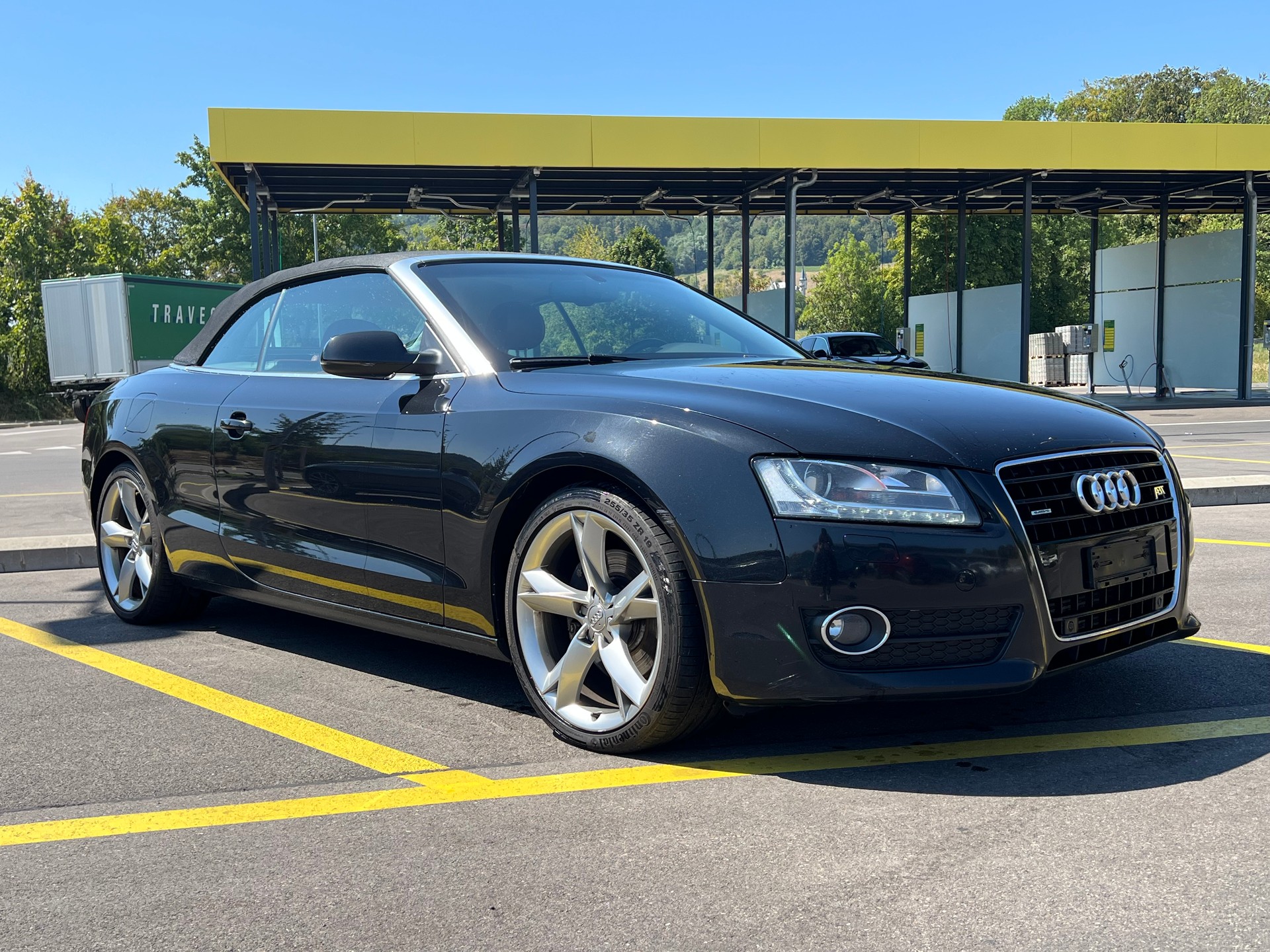 AUDI A5 Cabriolet 3.0 TDI quattro S-tronic-image-2