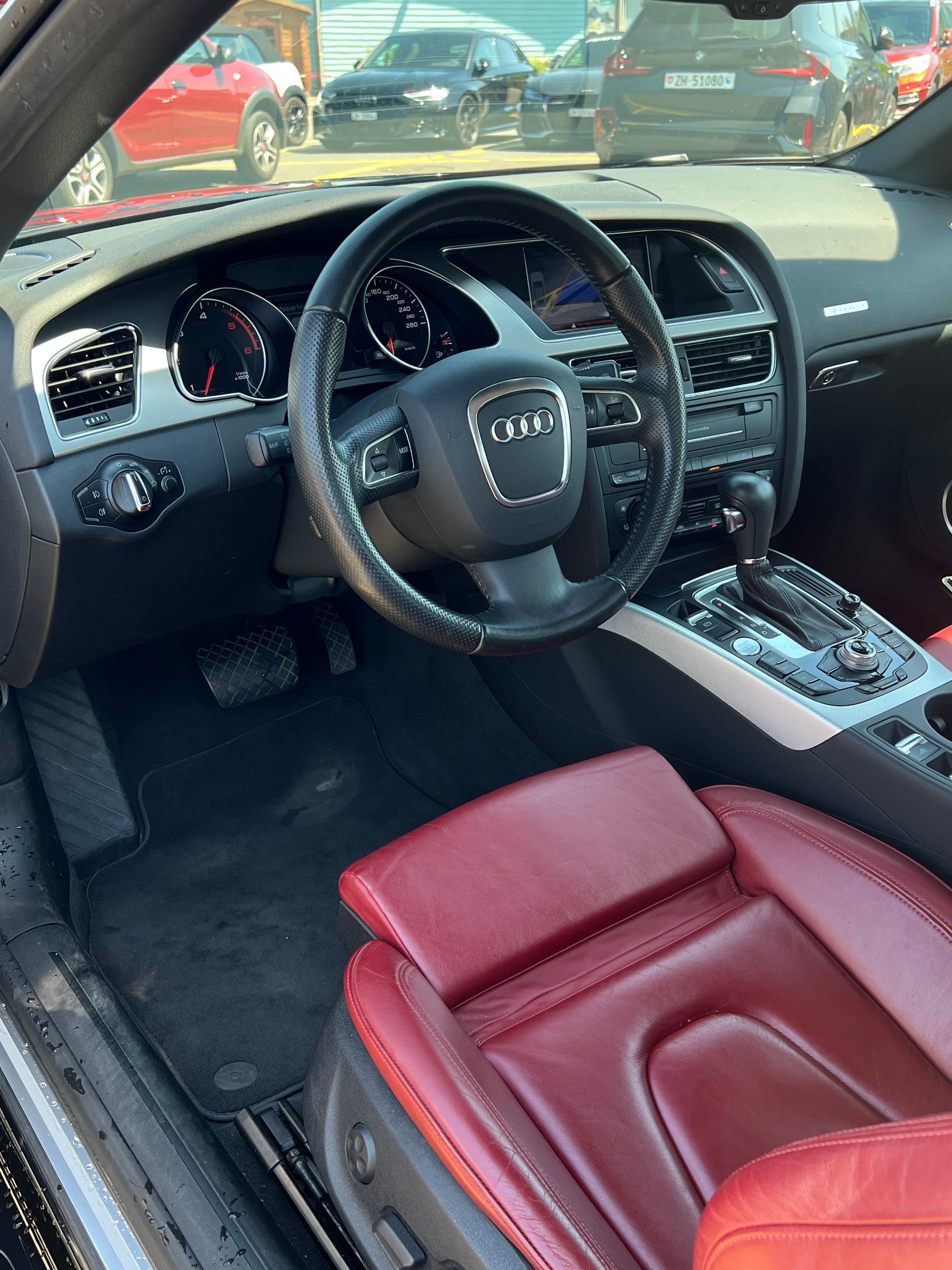 AUDI A5 Cabriolet 3.0 TDI quattro S-tronic-image-7