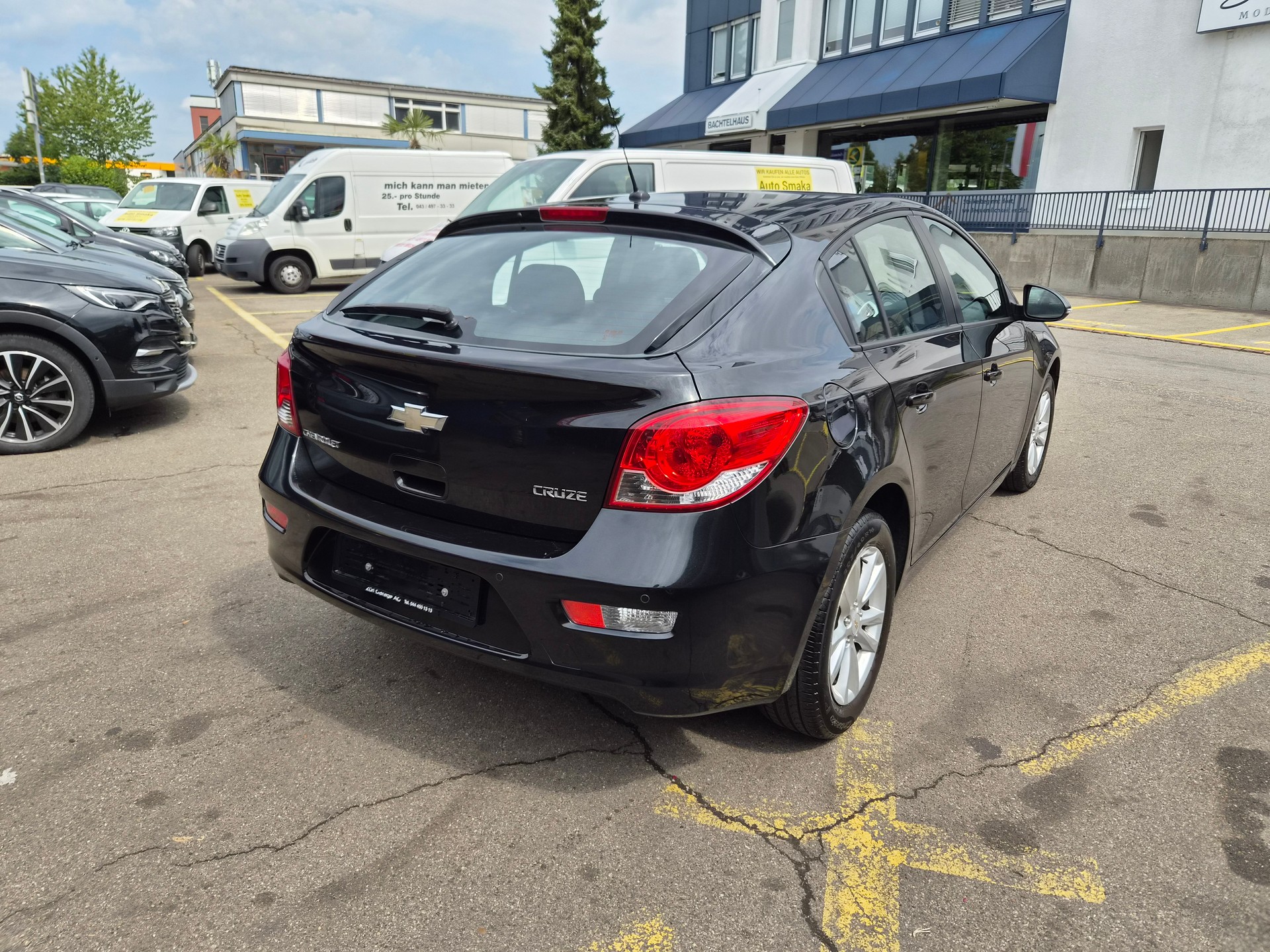 CHEVROLET Cruze 1.8 LTZ-showroom-element-2