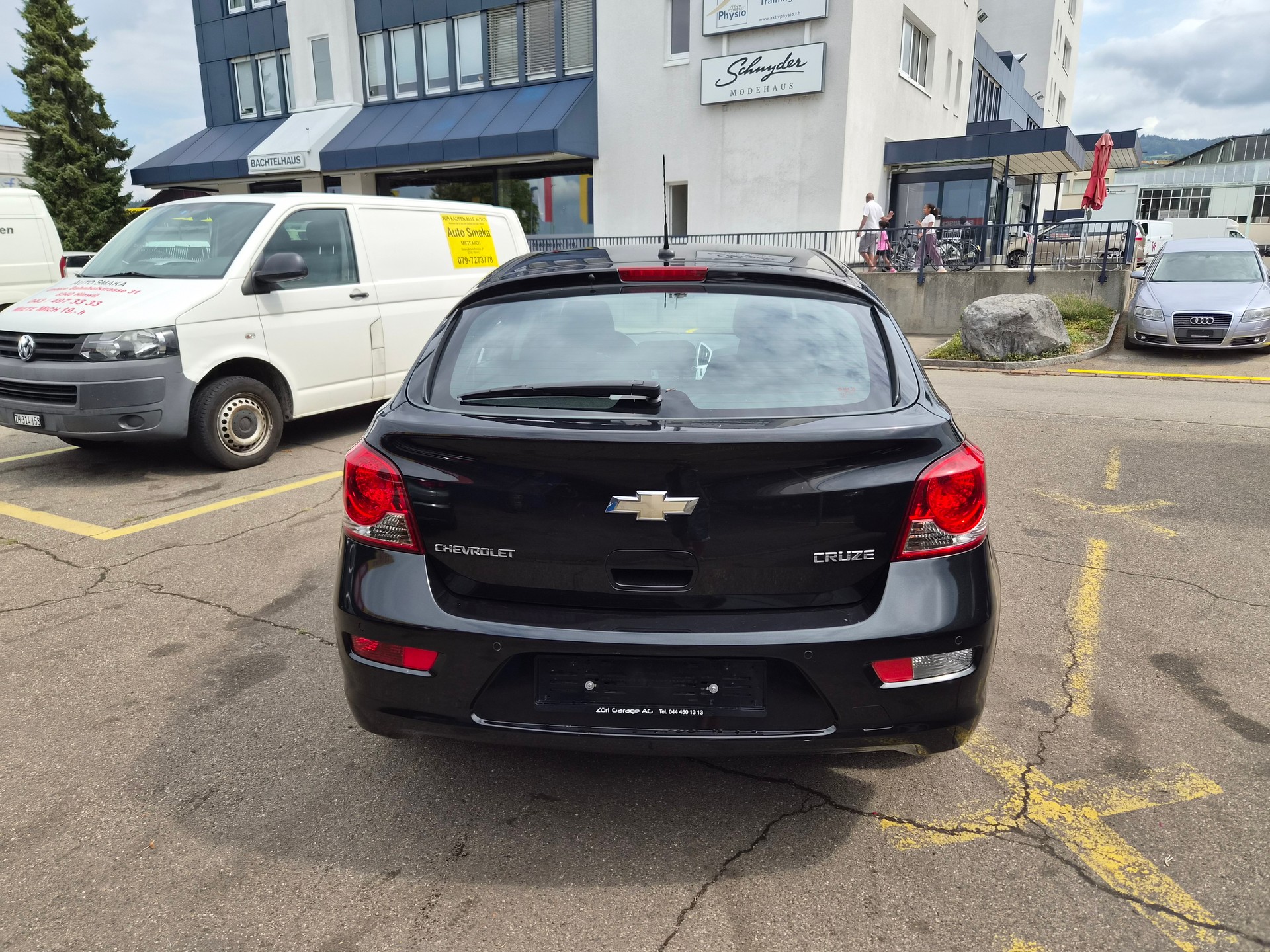 CHEVROLET Cruze 1.8 LTZ-showroom-element-3
