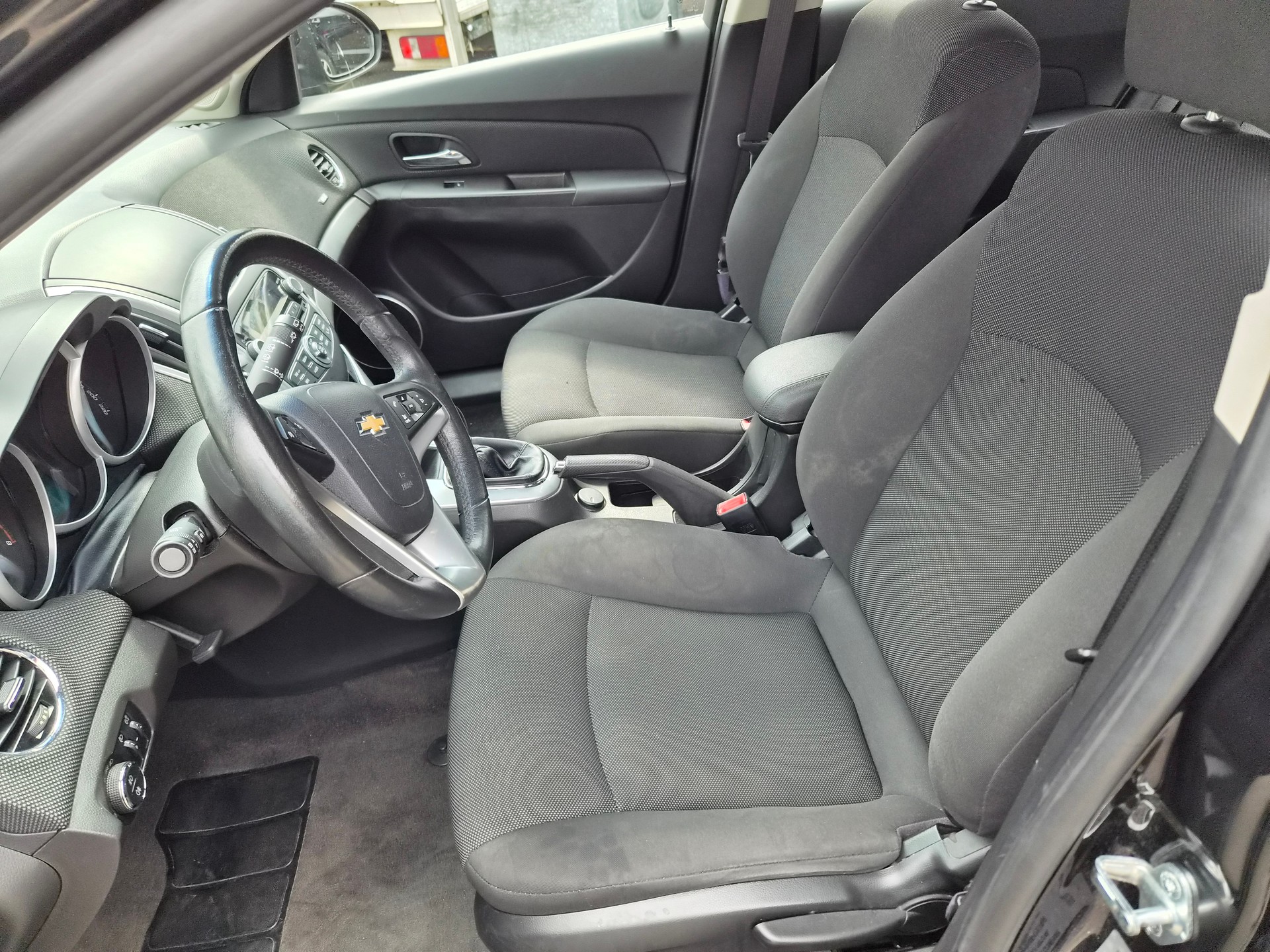 CHEVROLET Cruze 1.8 LTZ-image-7