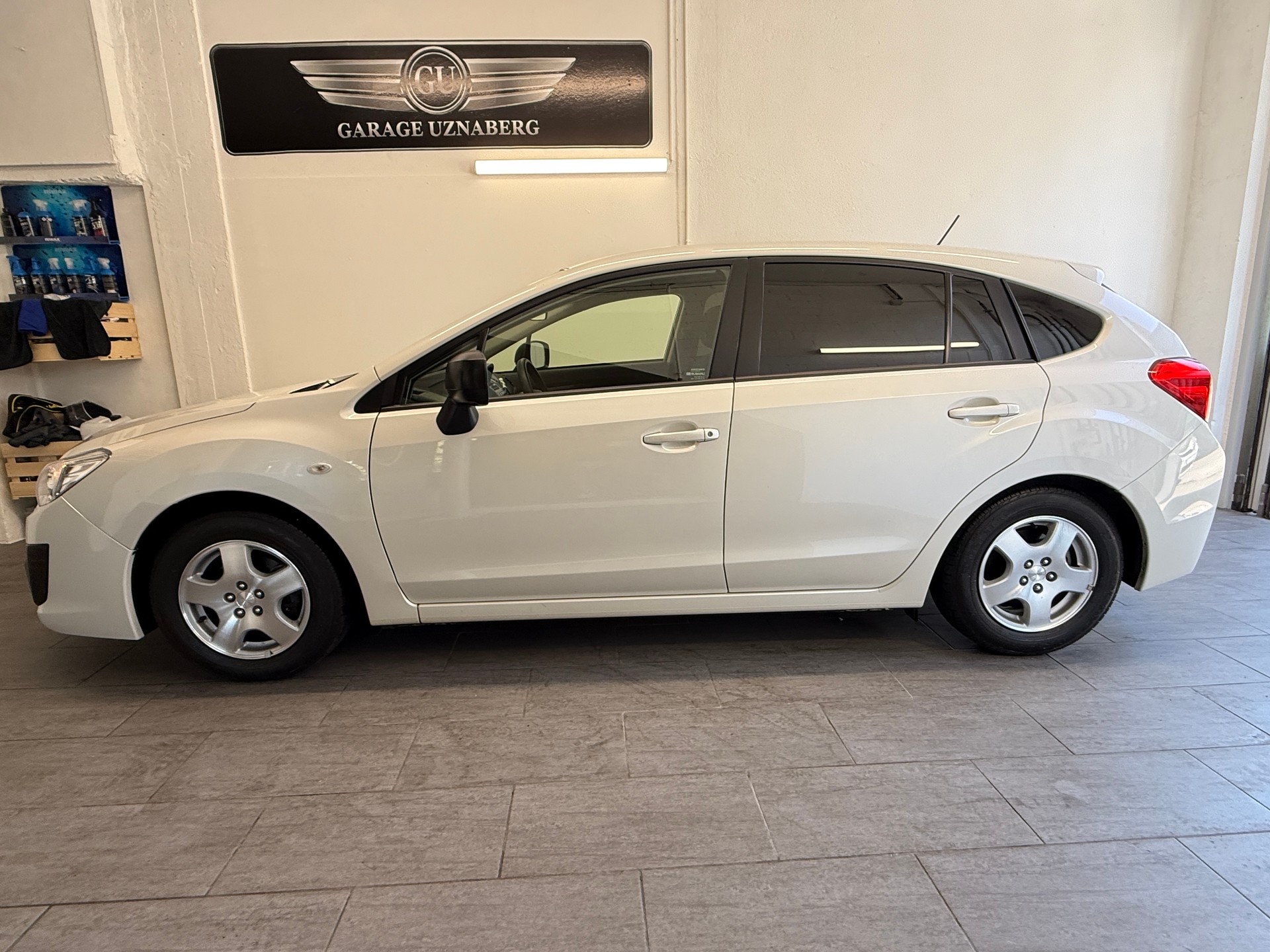 SUBARU Impreza 1.6 Swiss one CVT Ab 230.- pro Monat-showroom-element-1