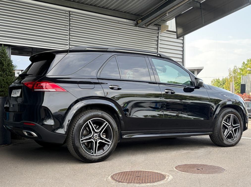 MERCEDES-BENZ GLE 300 d 4Matic AMG Line 9G-Tronic-showroom-element-2
