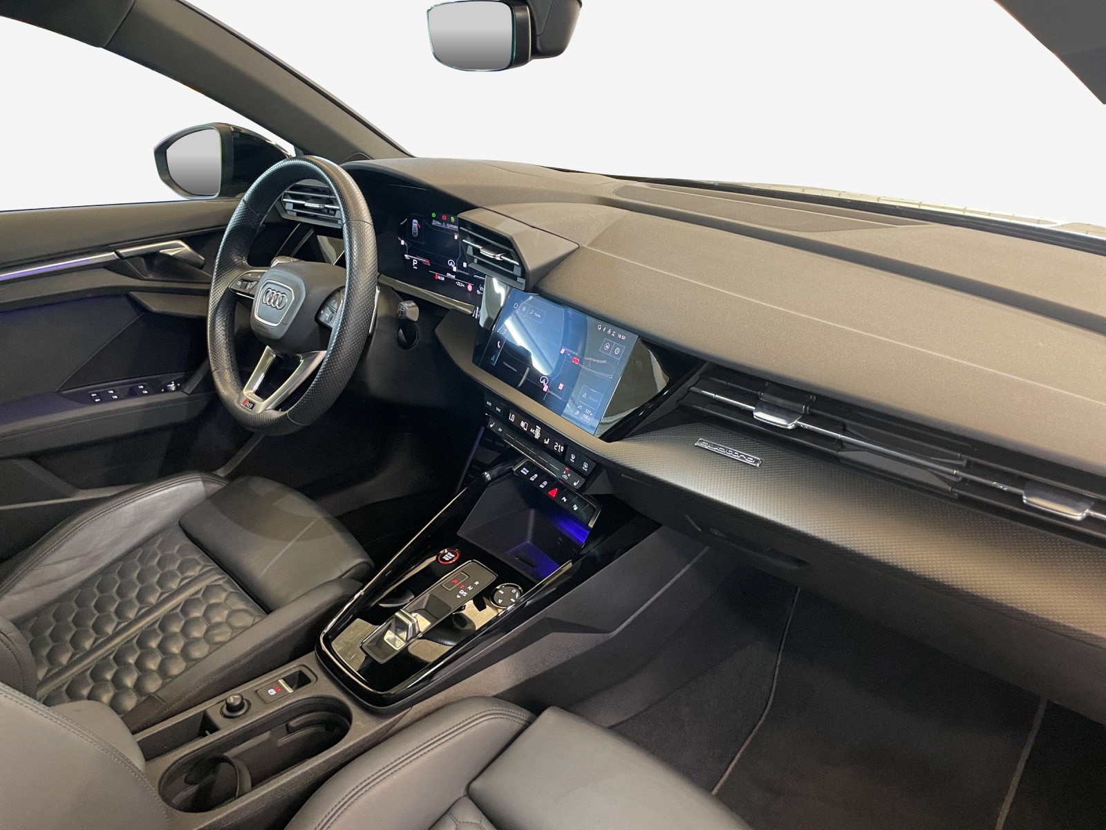 AUDI RS3 Sportback 2.5 TSI quattro S-tronic-image-13