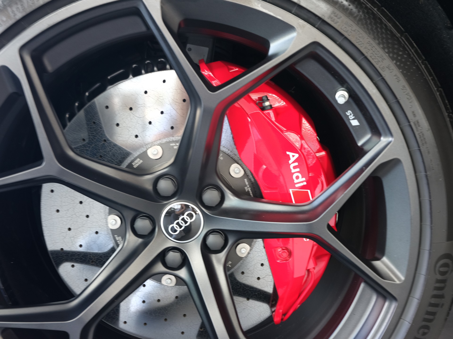 AUDI RSQ8 performance quattro *Werksgarantie* *Sportabgassanlage* *Panorama*-image-12