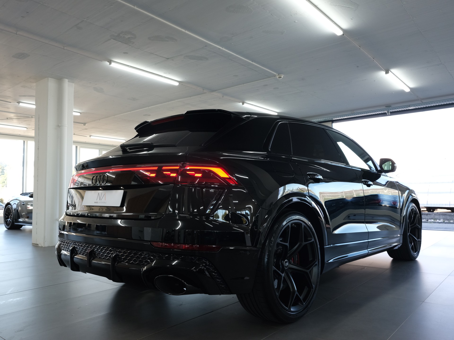 AUDI RSQ8 performance quattro *Werksgarantie* *Sportabgassanlage* *Panorama*-showroom-element-2