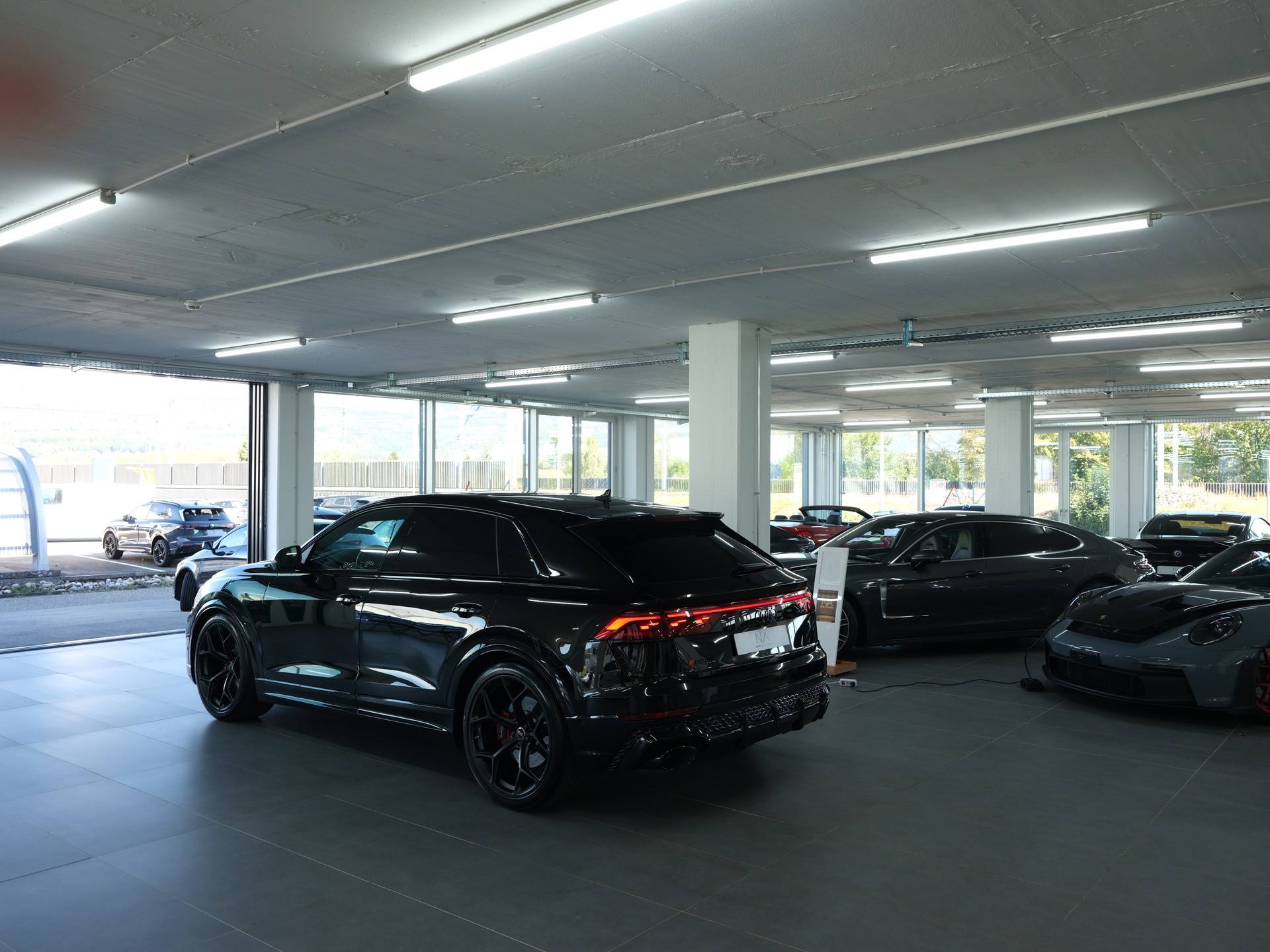 AUDI RSQ8 performance quattro *Werksgarantie* *Sportabgassanlage* *Panorama*-image-9