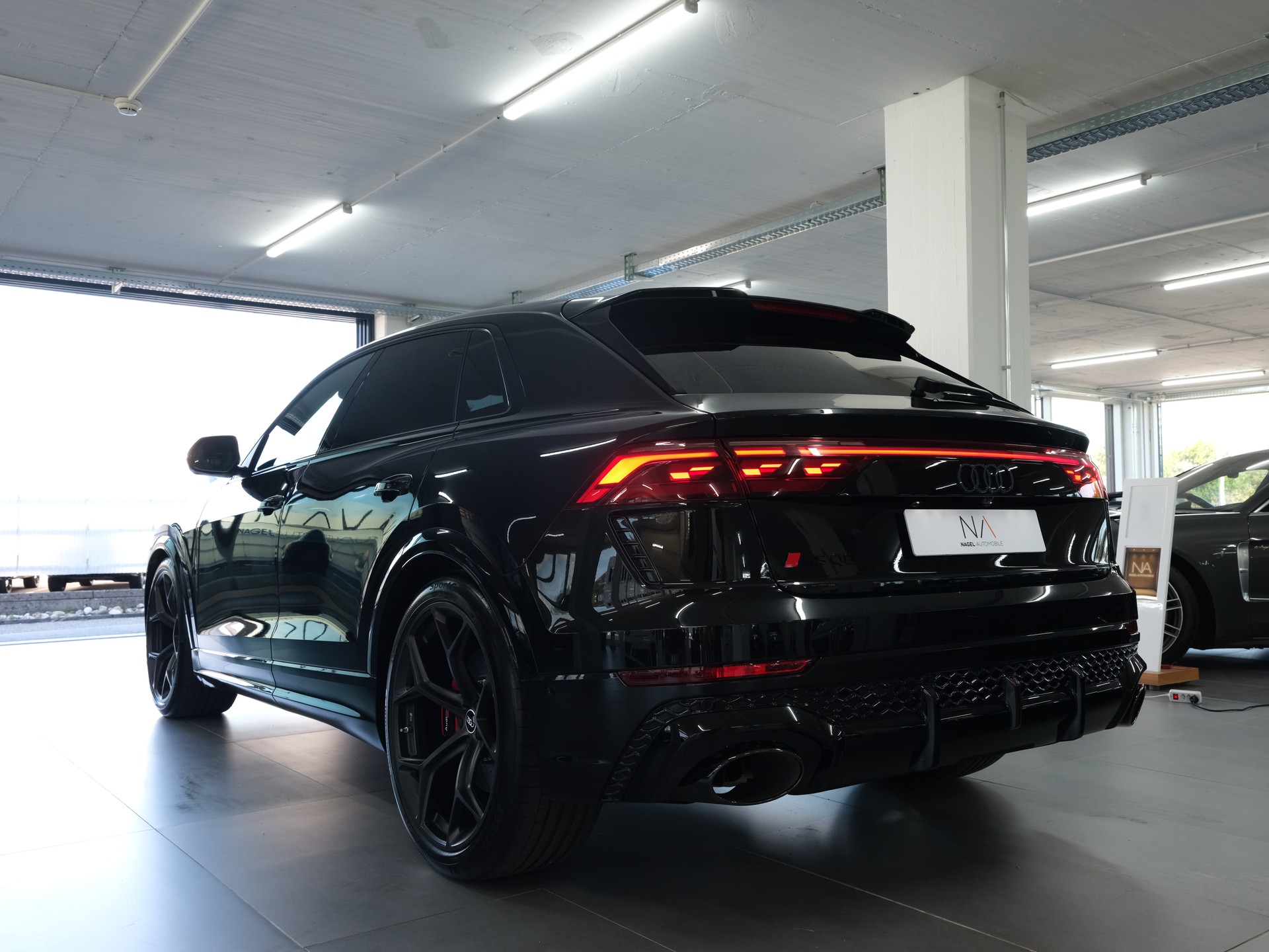 AUDI RSQ8 performance quattro *Werksgarantie* *Sportabgassanlage* *Panorama*-image-4
