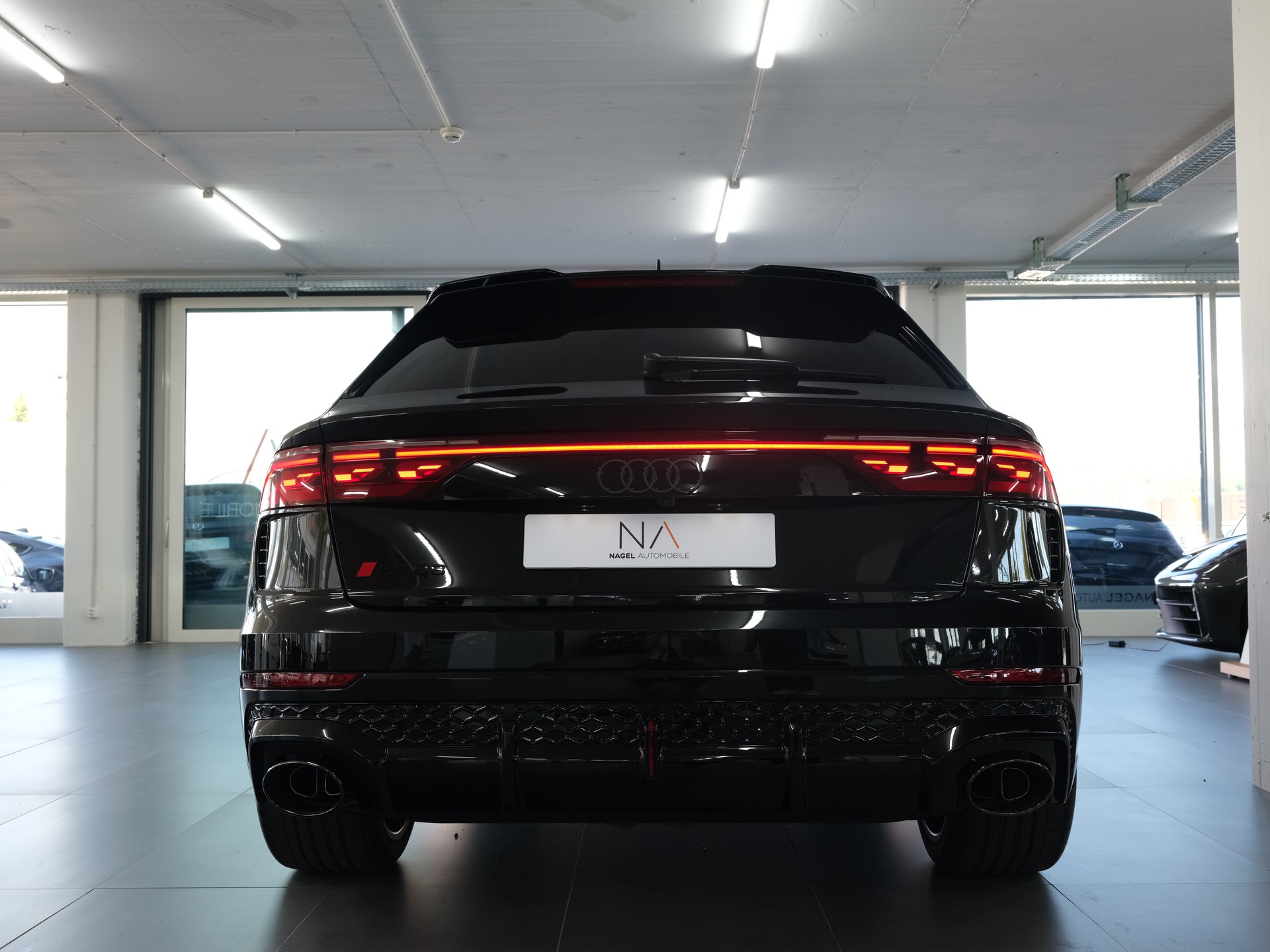 AUDI RSQ8 performance quattro *Werksgarantie* *Sportabgassanlage* *Panorama*-showroom-element-3