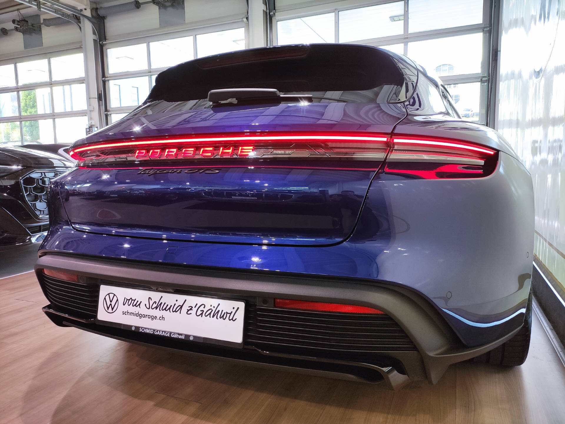 PORSCHE Taycan Sport Turismo GTS-image-27