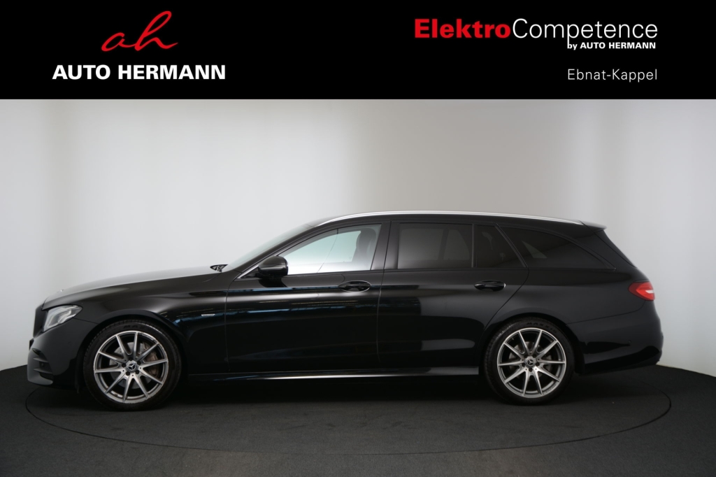 MERCEDES-BENZ E 220 d AMG Line 4Matic 9G-Tronic-showroom-element-3