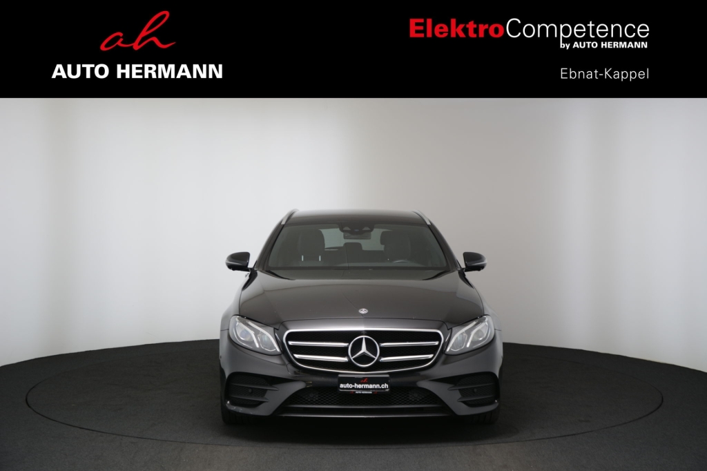 MERCEDES-BENZ E 220 d AMG Line 4Matic 9G-Tronic-showroom-element-1