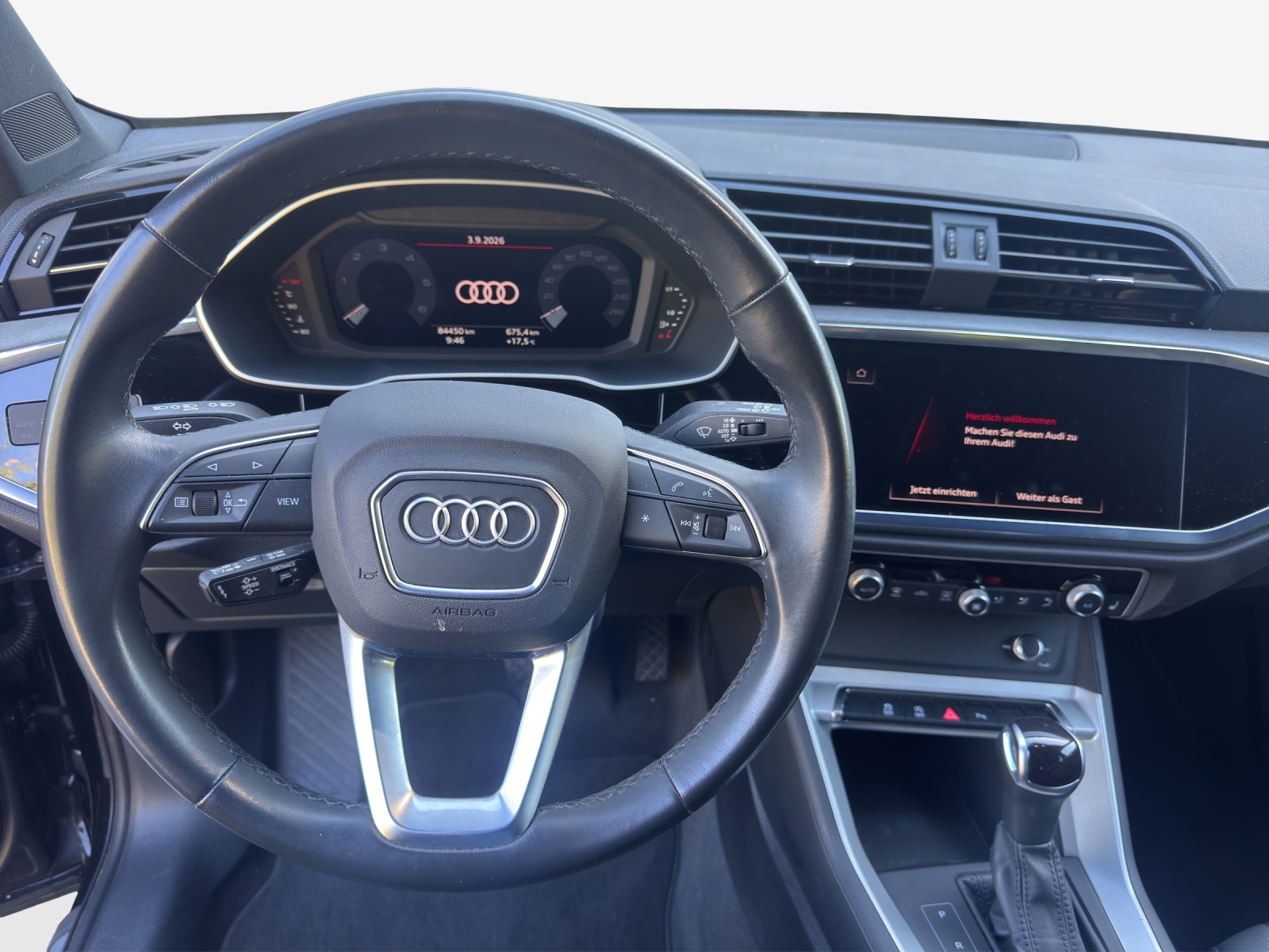 AUDI Q3 40 TDI S line quattro S-tronic-image-9
