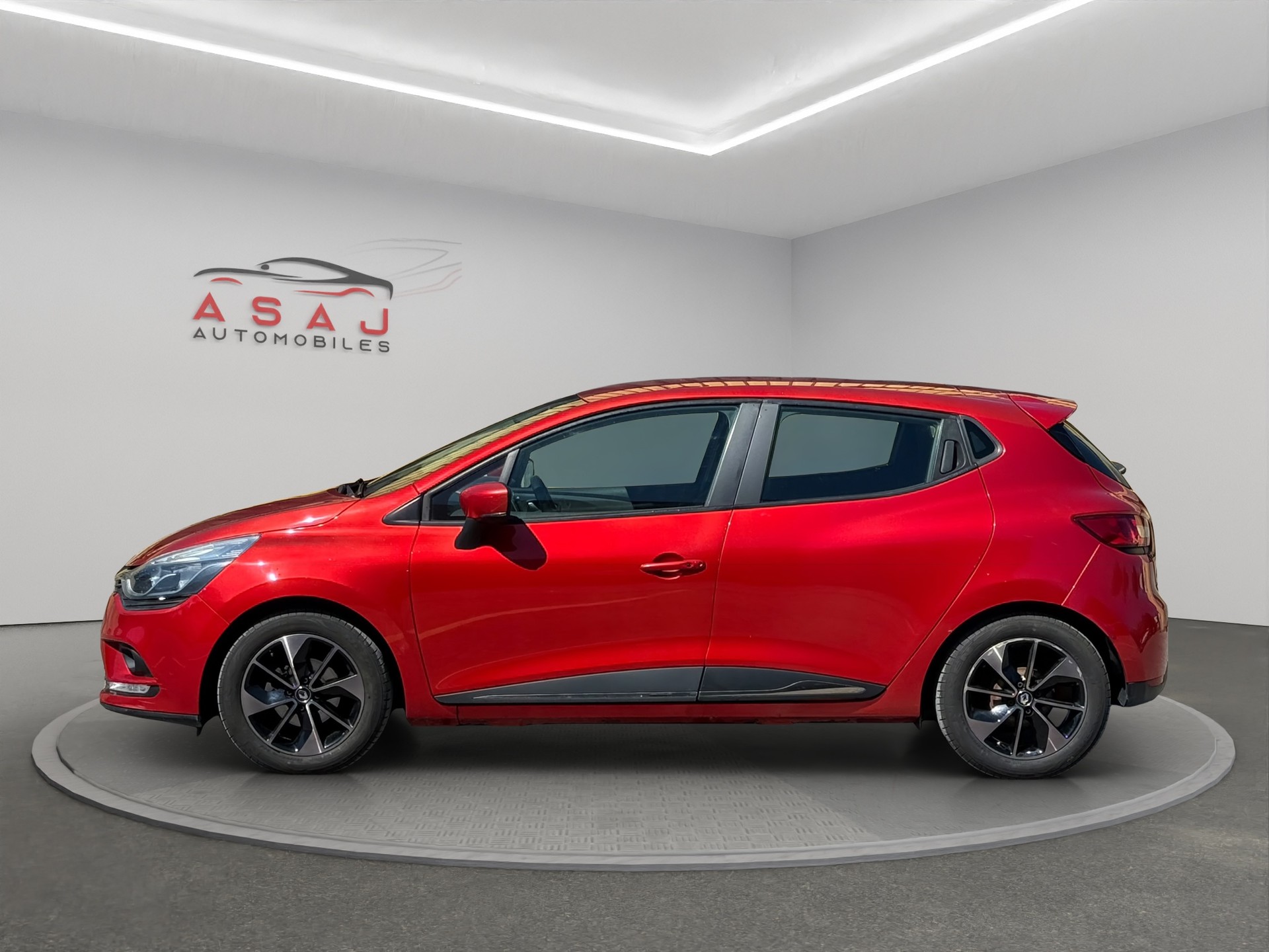 RENAULT Clio 0.9 12V Intens-image-7