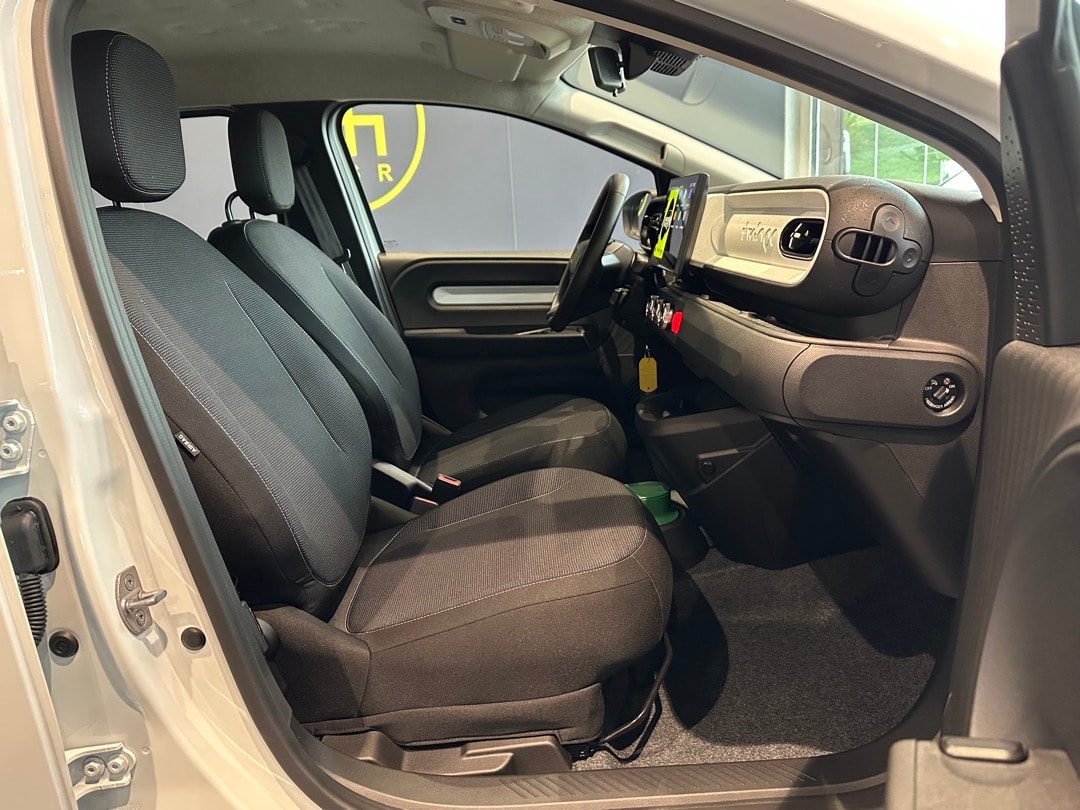 RENAULT Twingo E-Tech 27kWh Evolution-image-10