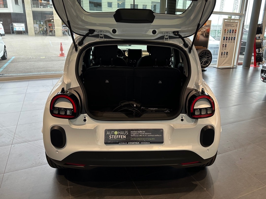 RENAULT Twingo E-Tech 27kWh Evolution-image-5