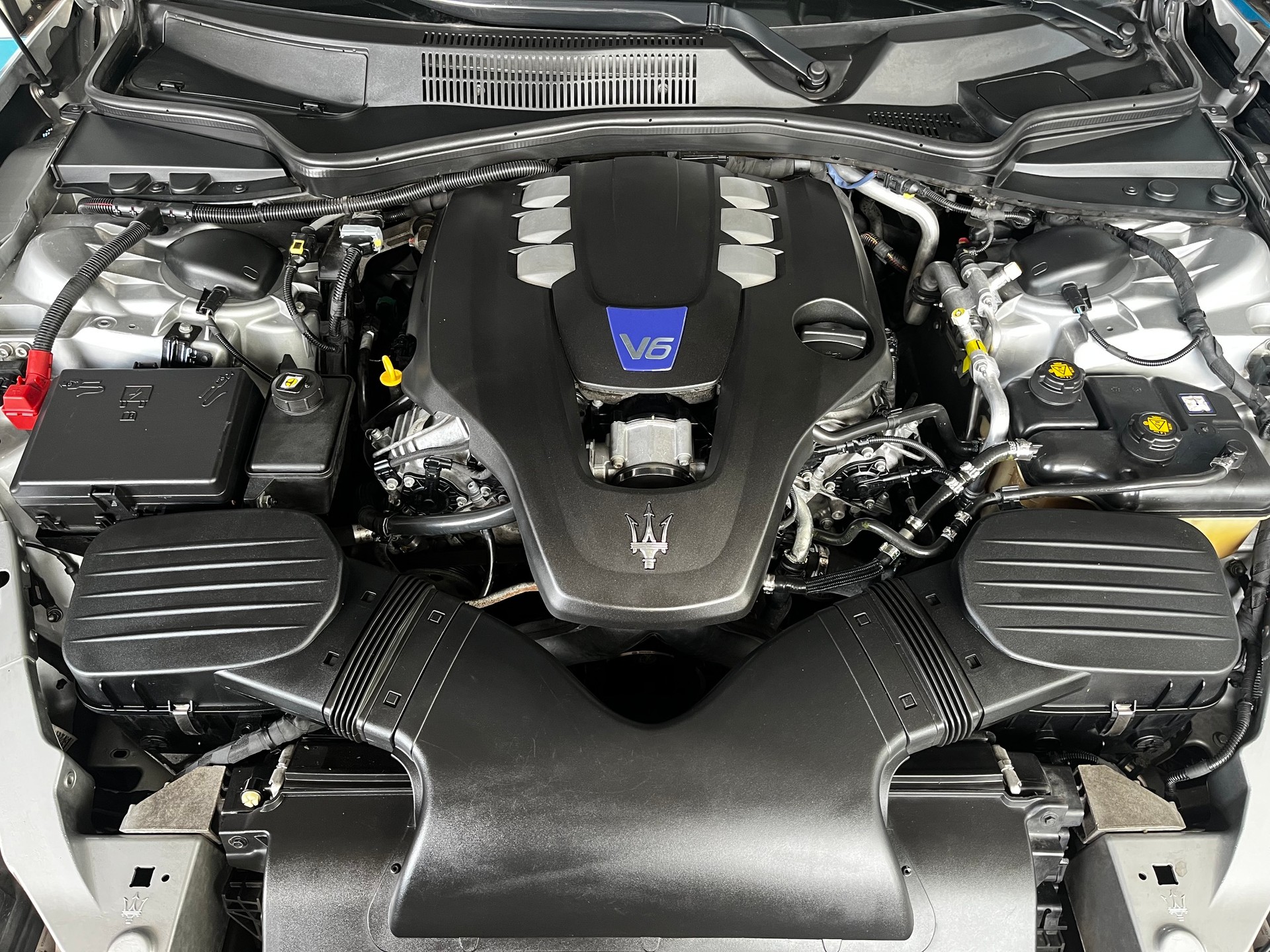 MASERATI Ghibli S Q4 3.0 V6 Automatica-image-14